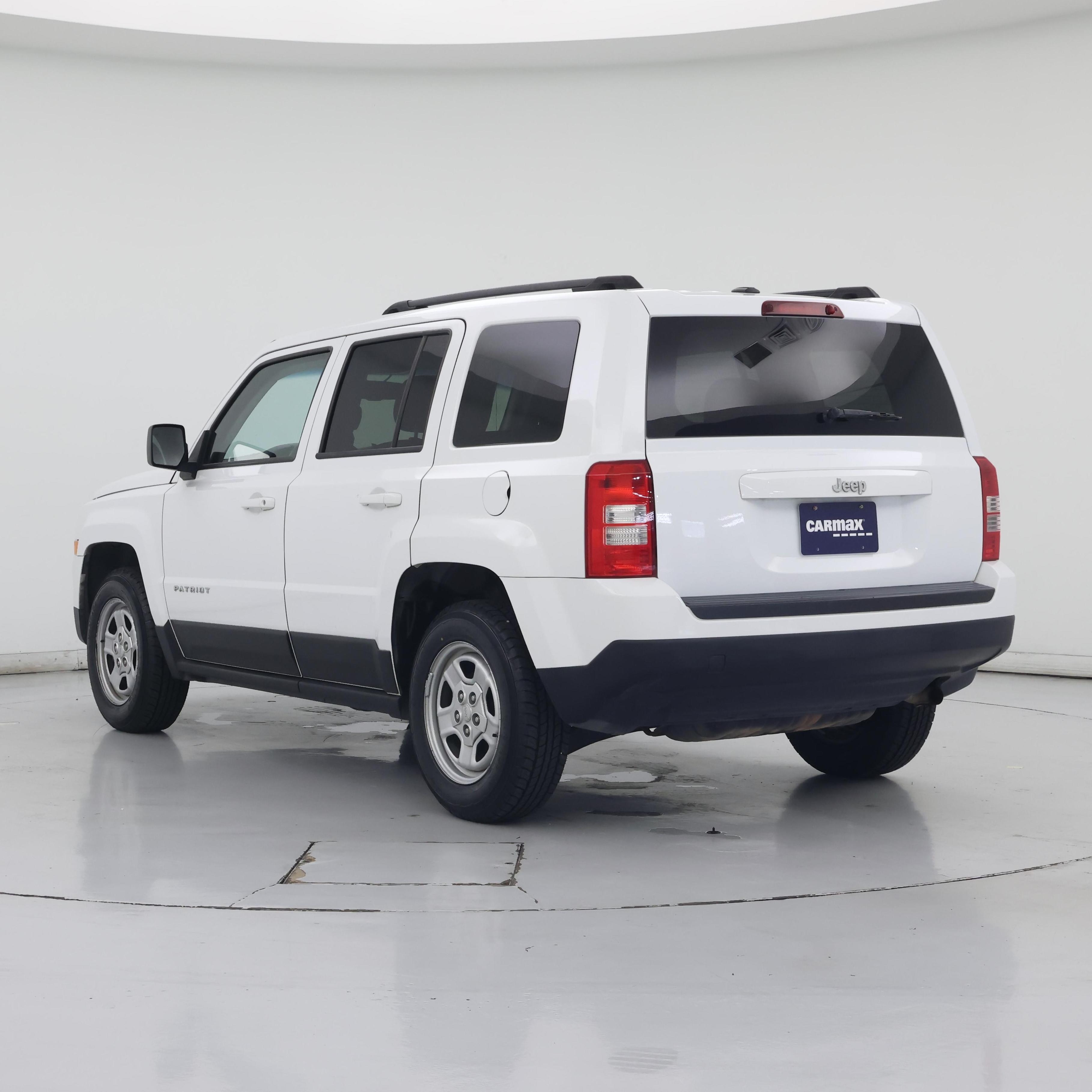 Thumbnail: 2014 Jeep Patriot - 2