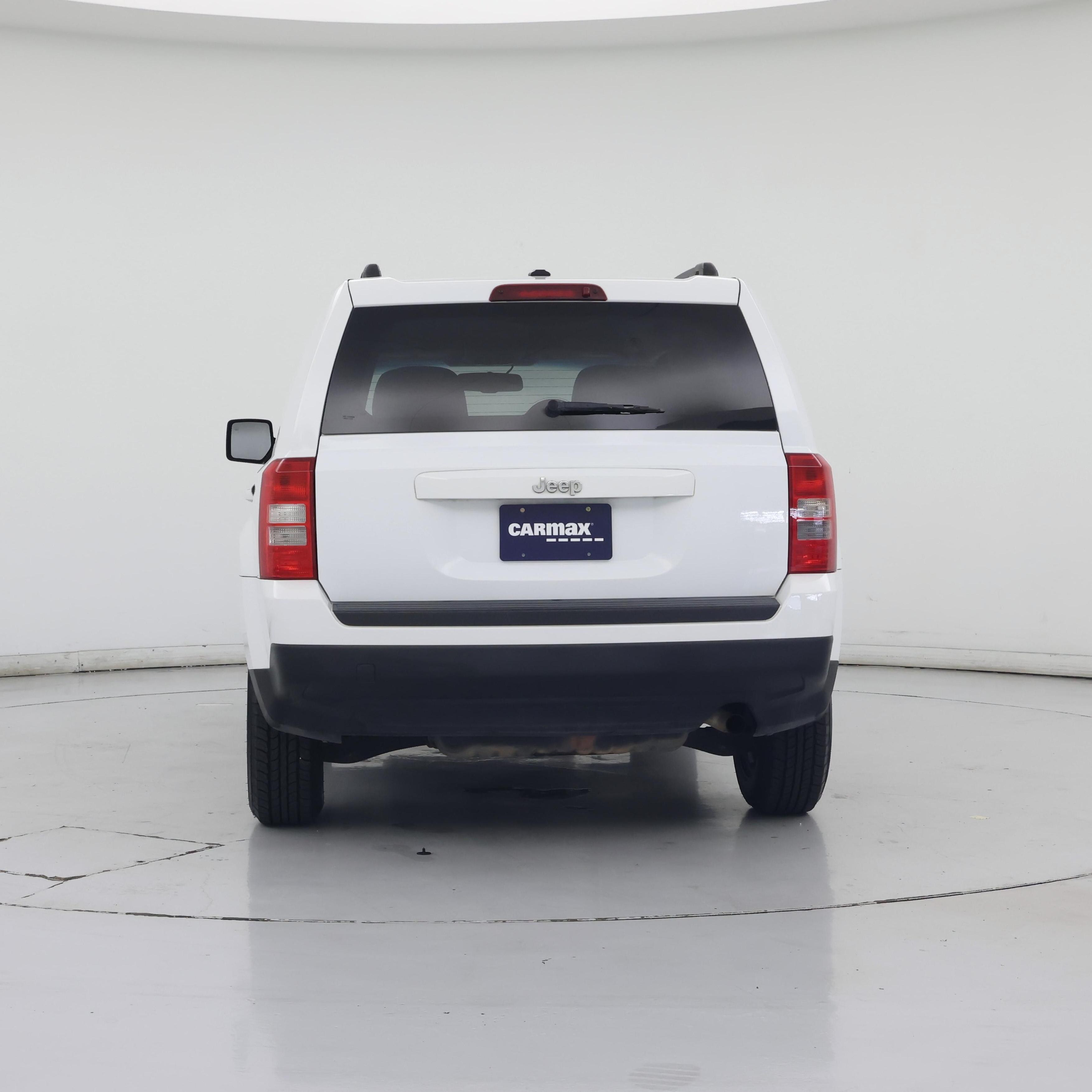 Thumbnail: 2014 Jeep Patriot - 6