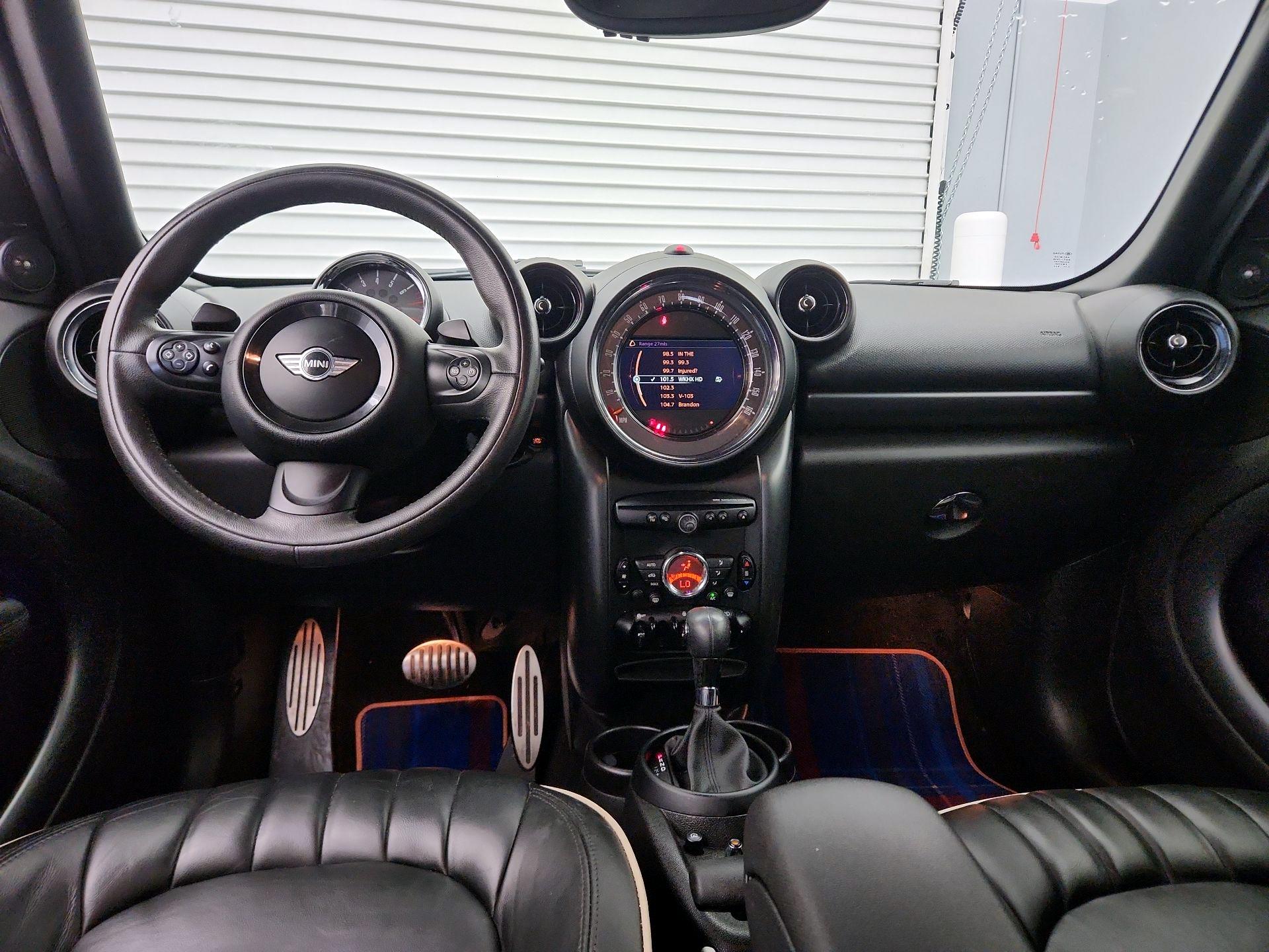Thumbnail: 2015 MINI Cooper Countryman - 9