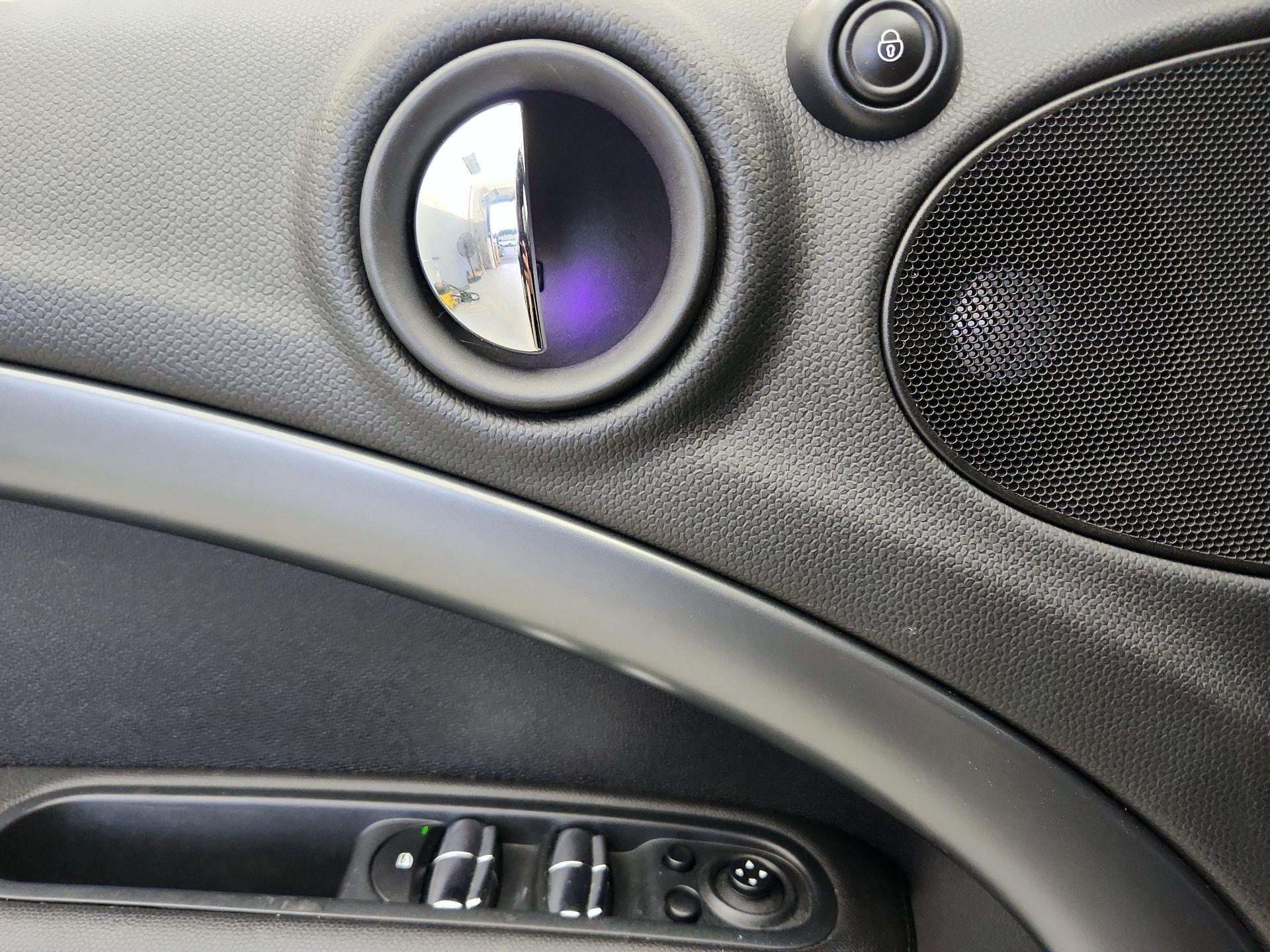 Thumbnail: 2015 MINI Cooper Countryman - 12