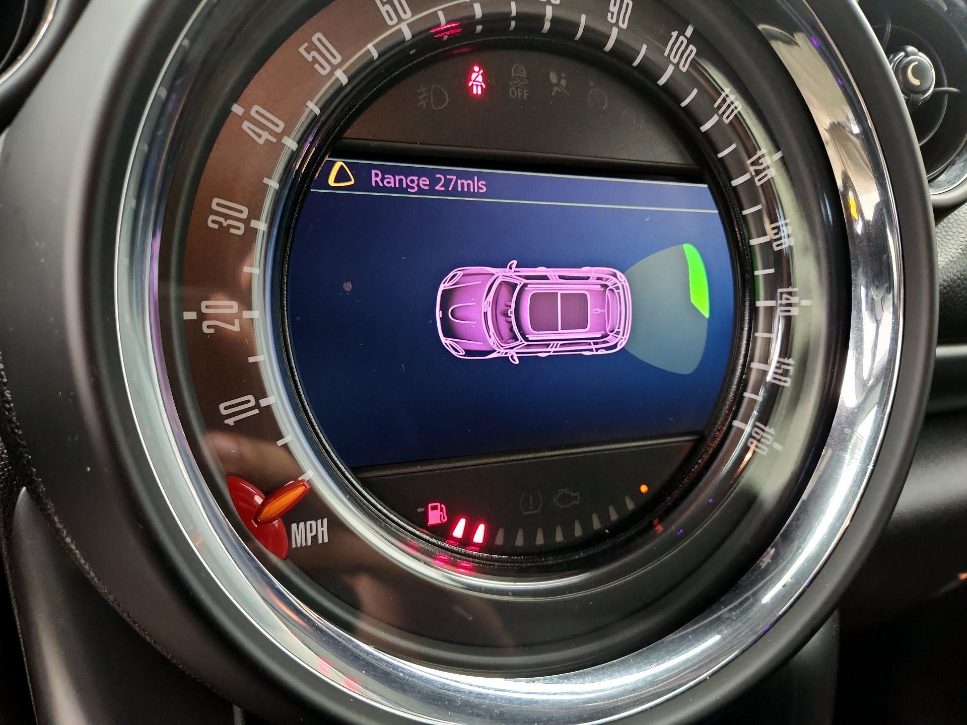 Thumbnail: 2015 MINI Cooper Countryman - 13