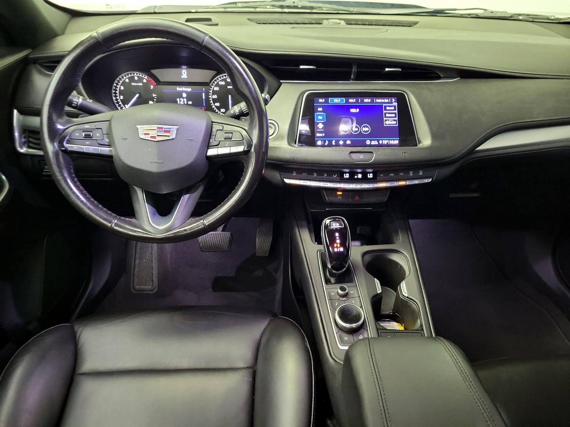Thumbnail: 2020 Cadillac XT4 - 9