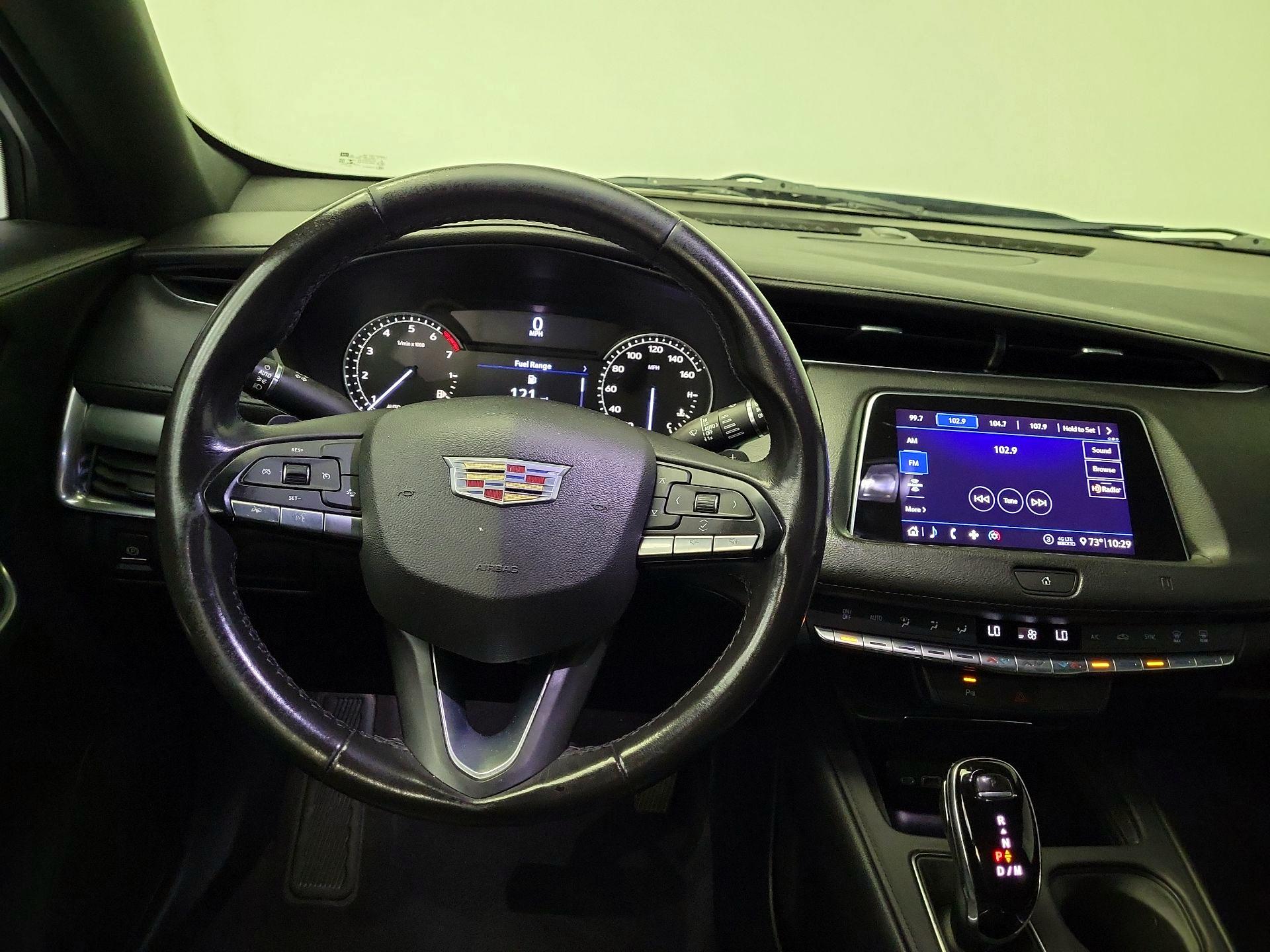 Thumbnail: 2020 Cadillac XT4 - 10