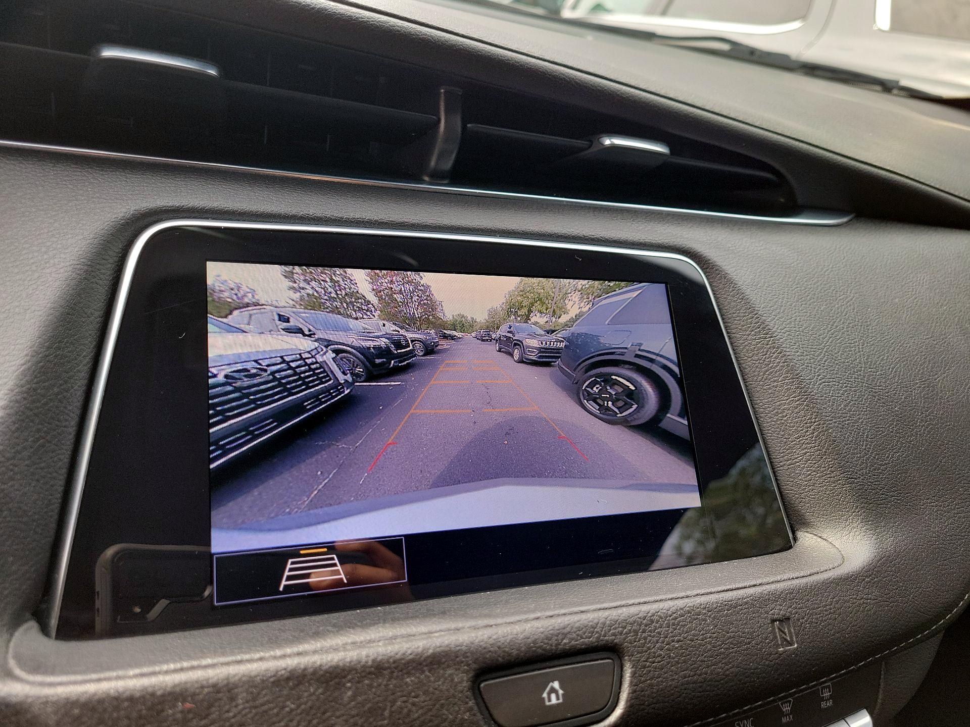 Thumbnail: 2020 Cadillac XT4 - 14