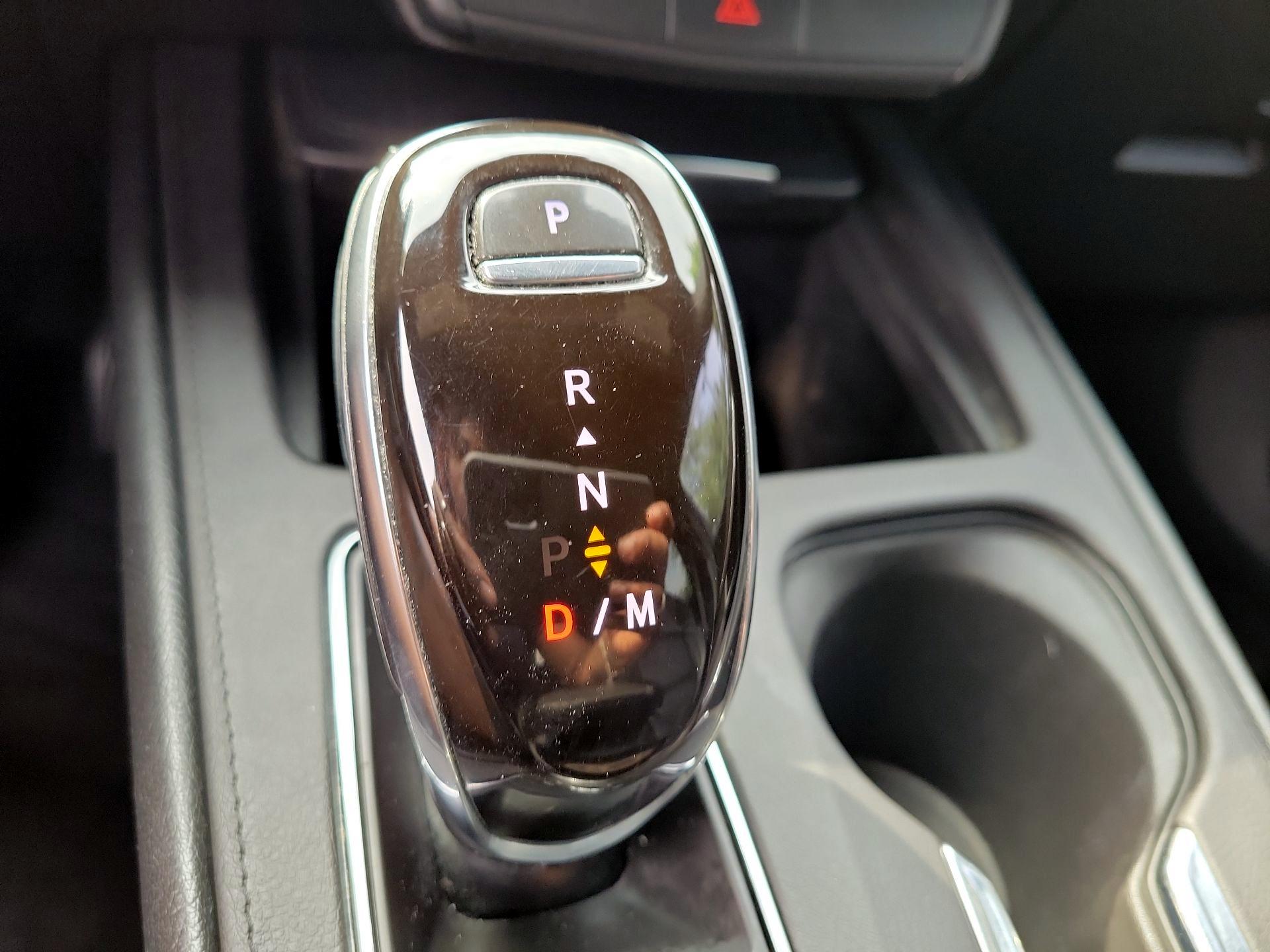 Thumbnail: 2020 Cadillac XT4 - 17