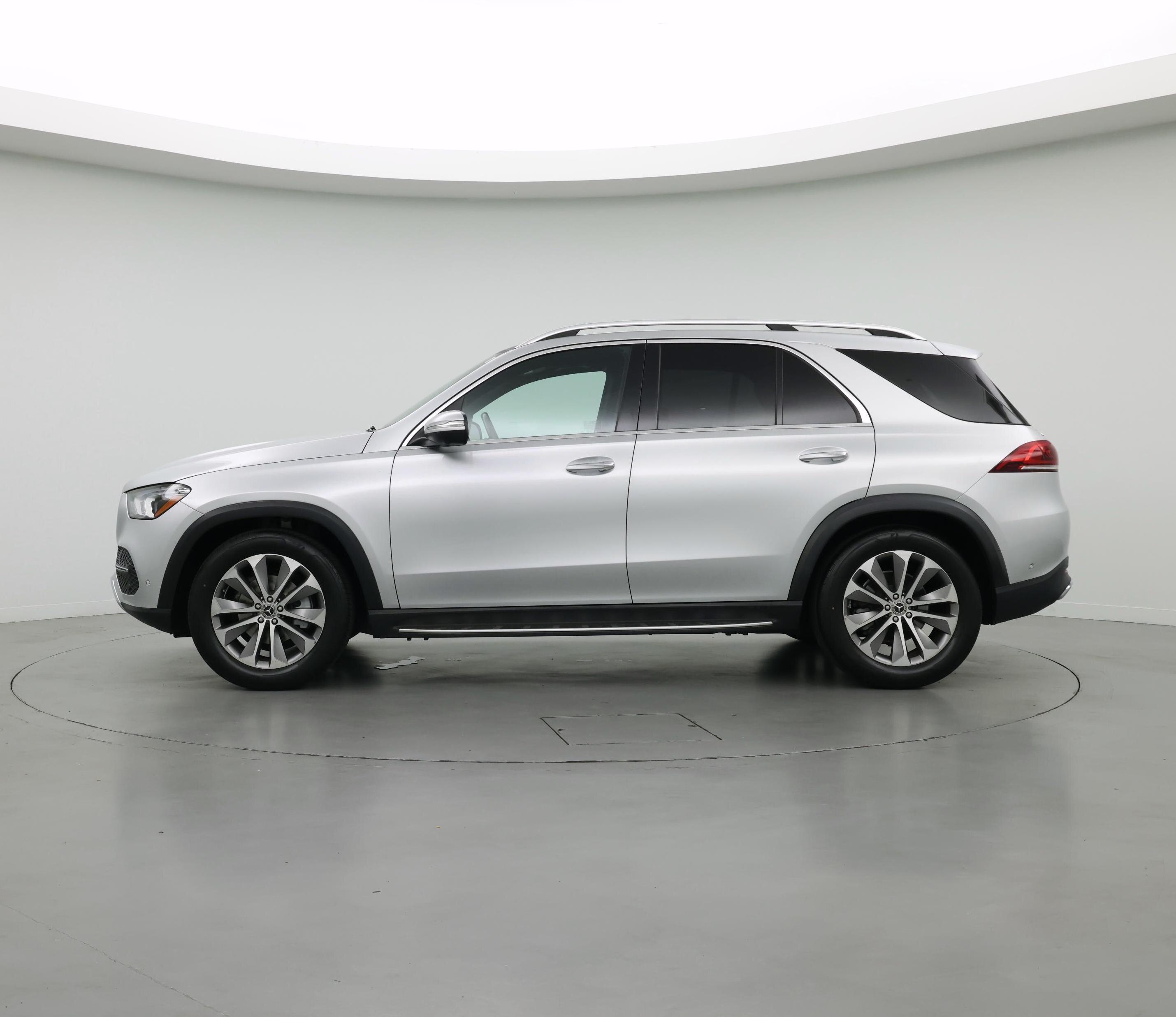 Thumbnail: 2020 Mercedes-Benz GLE - 3