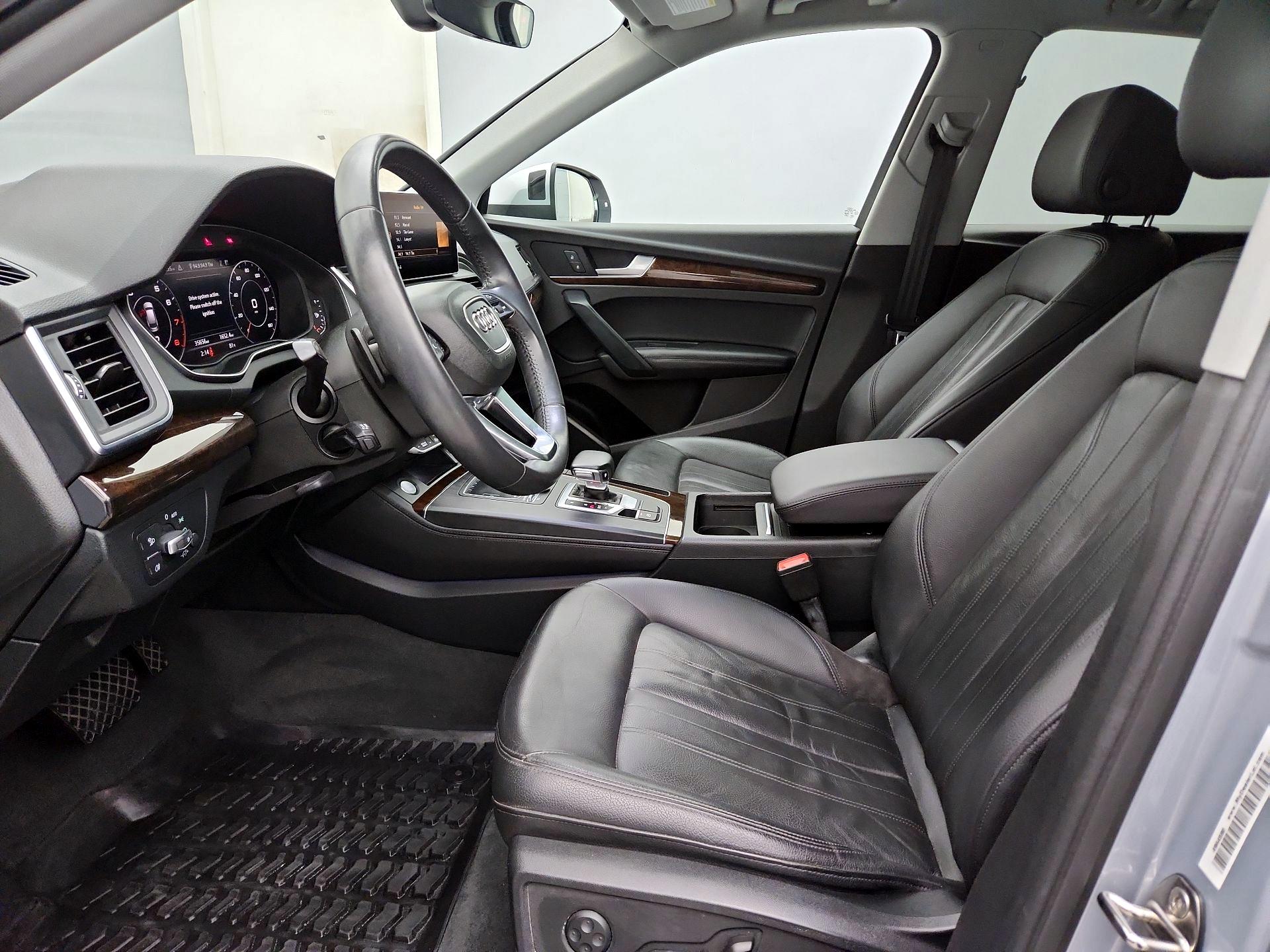 Thumbnail: 2020 Audi Q5 - 11