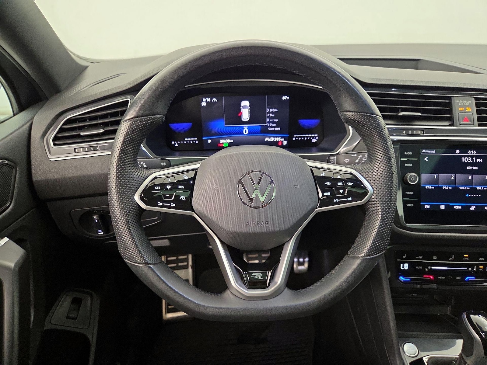 2024 Volkswagen Tiguan SE R-LINE BLACK - Photo 11