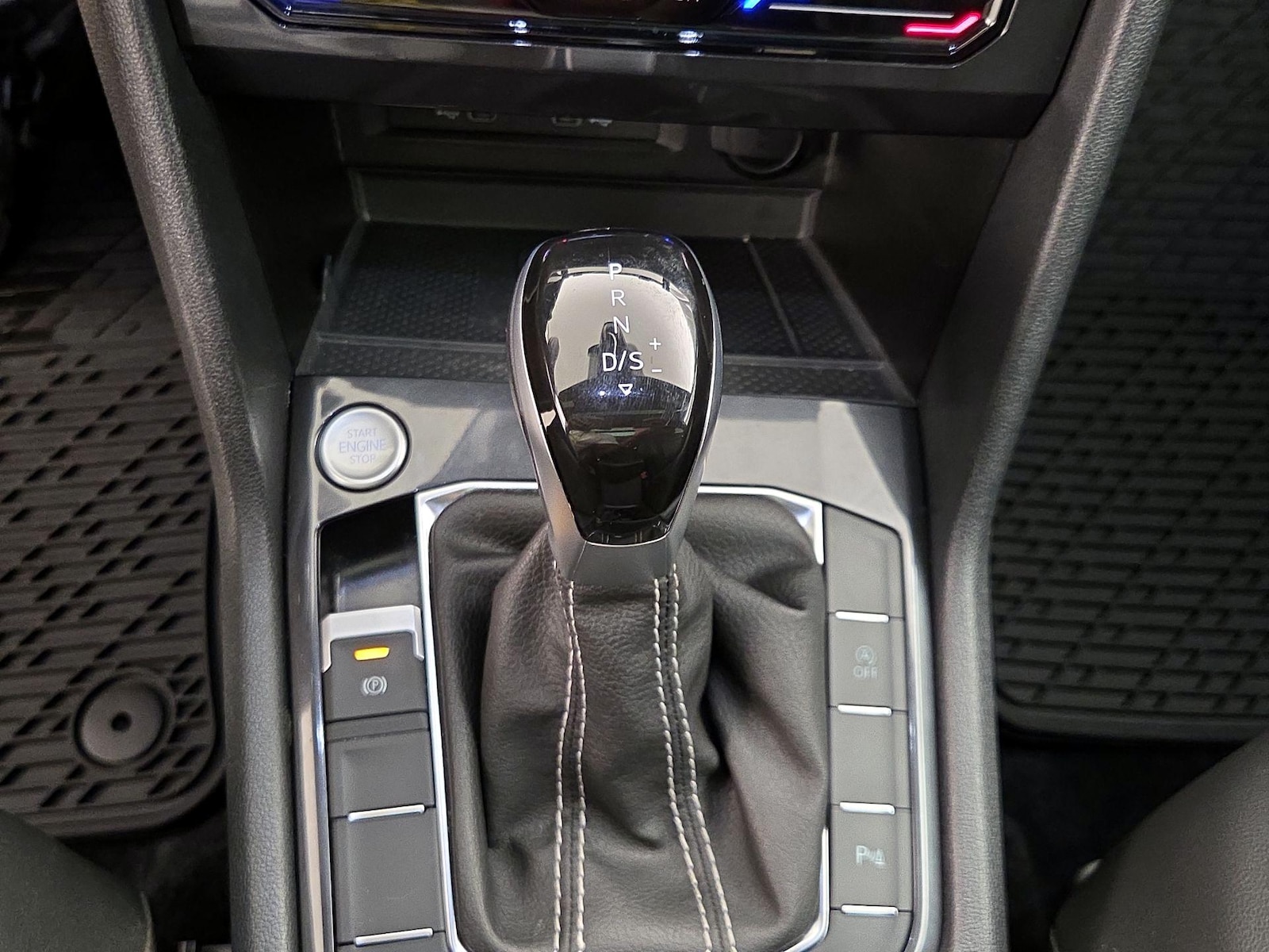 2024 Volkswagen Tiguan SE R-LINE BLACK - Photo 18
