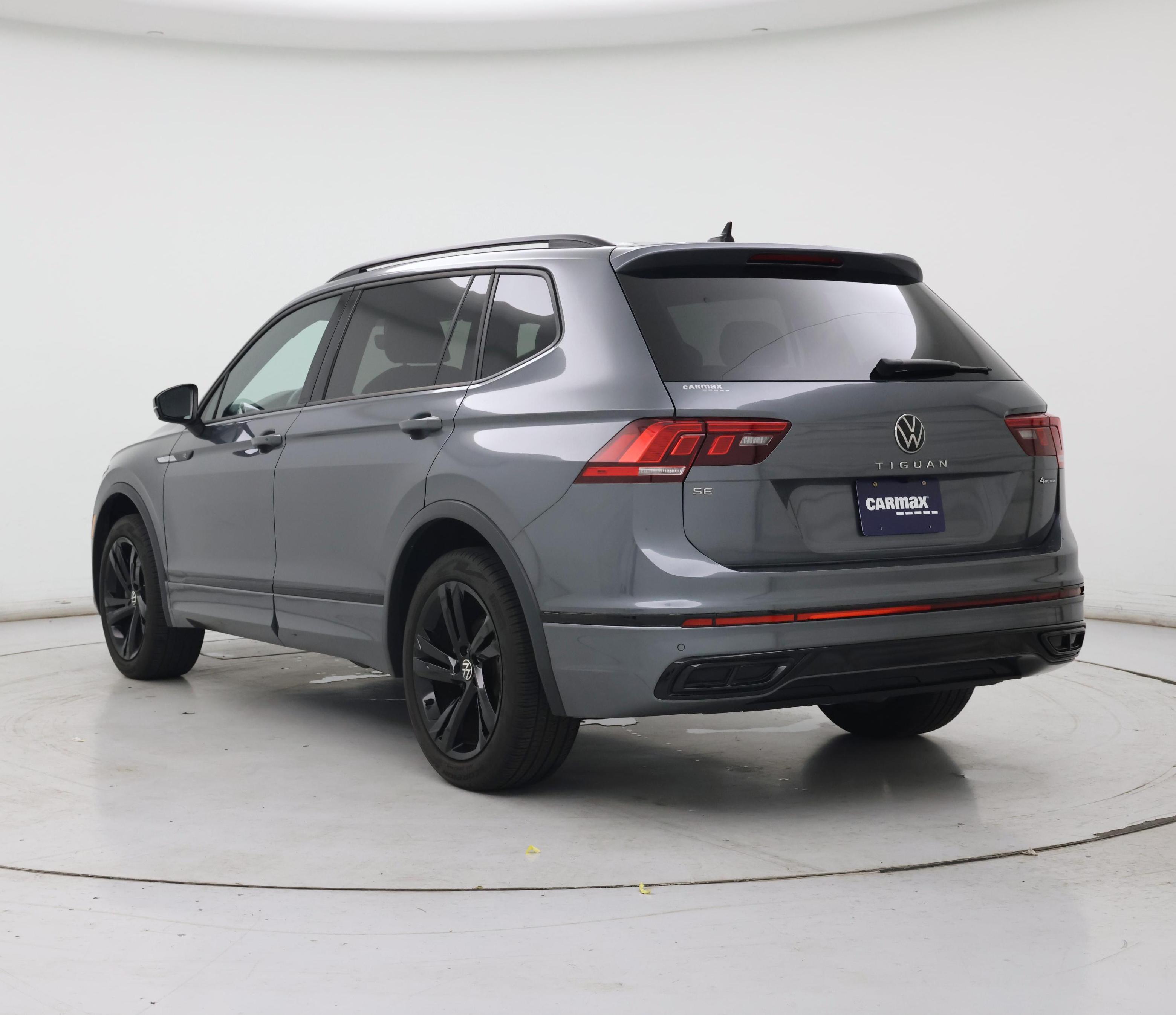 Thumbnail: 2024 Volkswagen Tiguan - 2