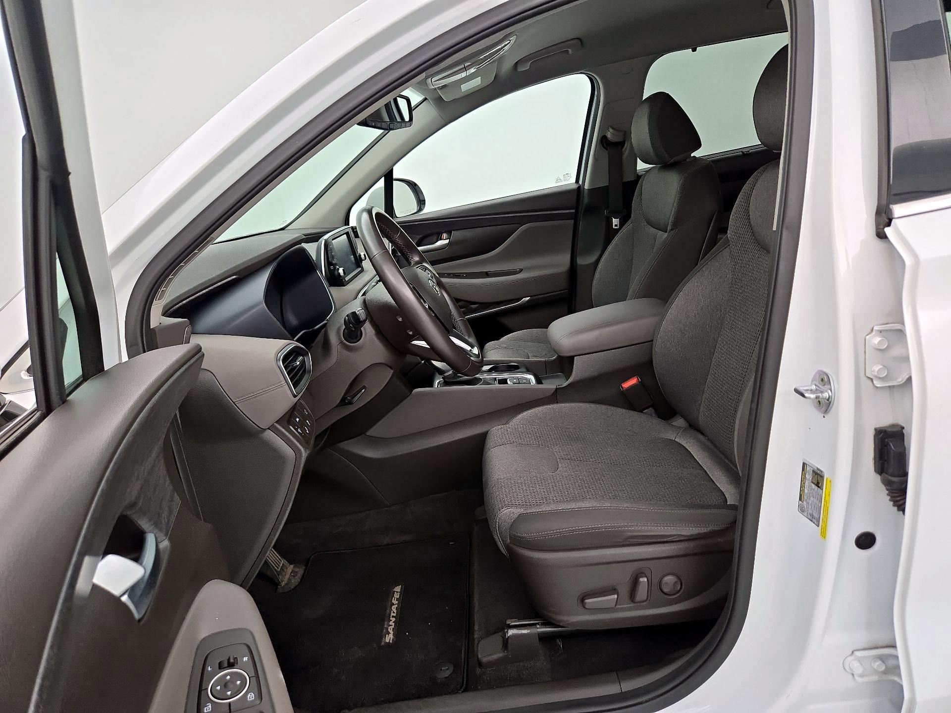 Thumbnail: 2019 Hyundai Santa Fe - 11