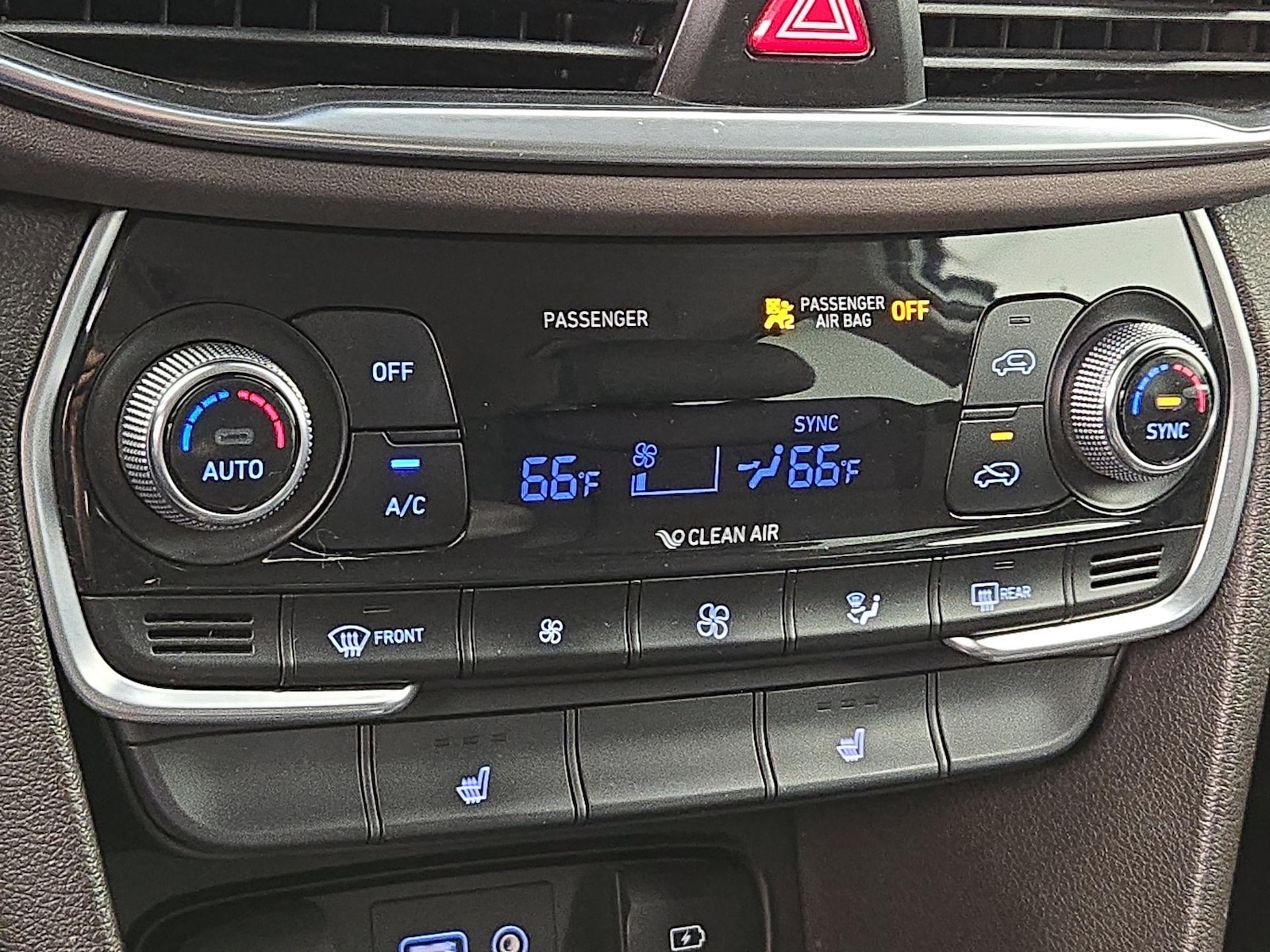 2019 Hyundai Santa Fe SEL Plus - Photo 17
