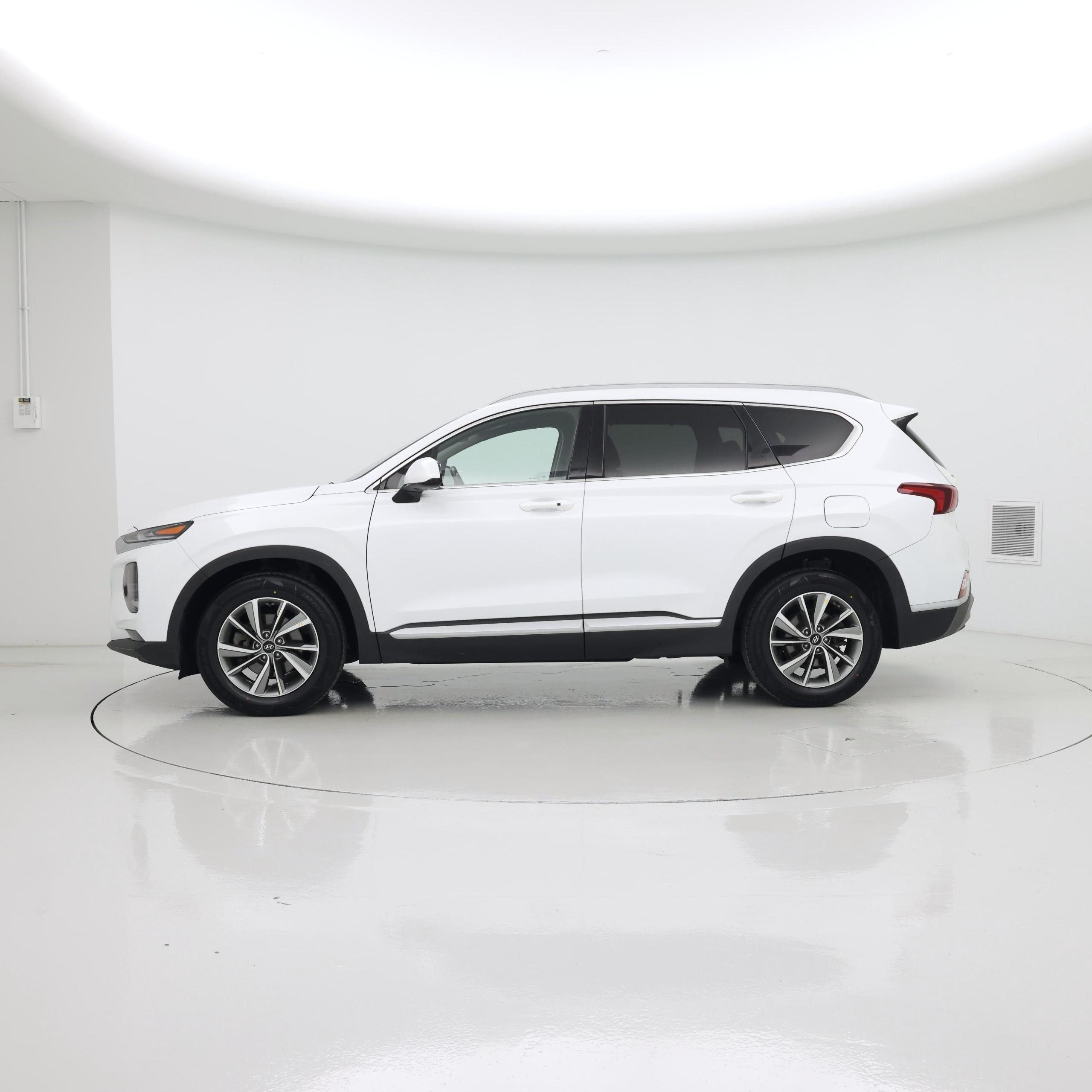 Thumbnail: 2019 Hyundai Santa Fe - 3