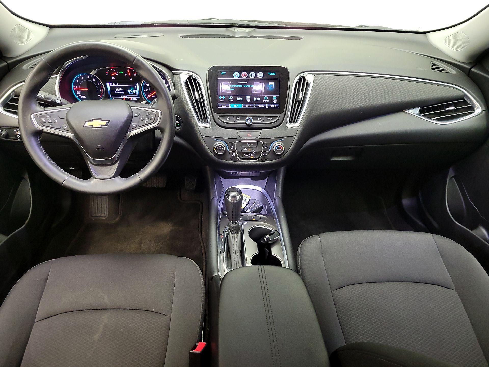 Thumbnail: 2018 Chevrolet Malibu - 9