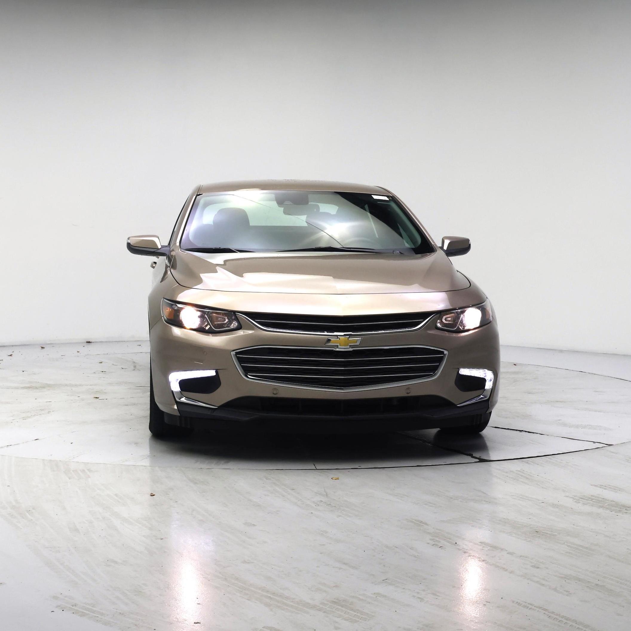 Thumbnail: 2018 Chevrolet Malibu - 5