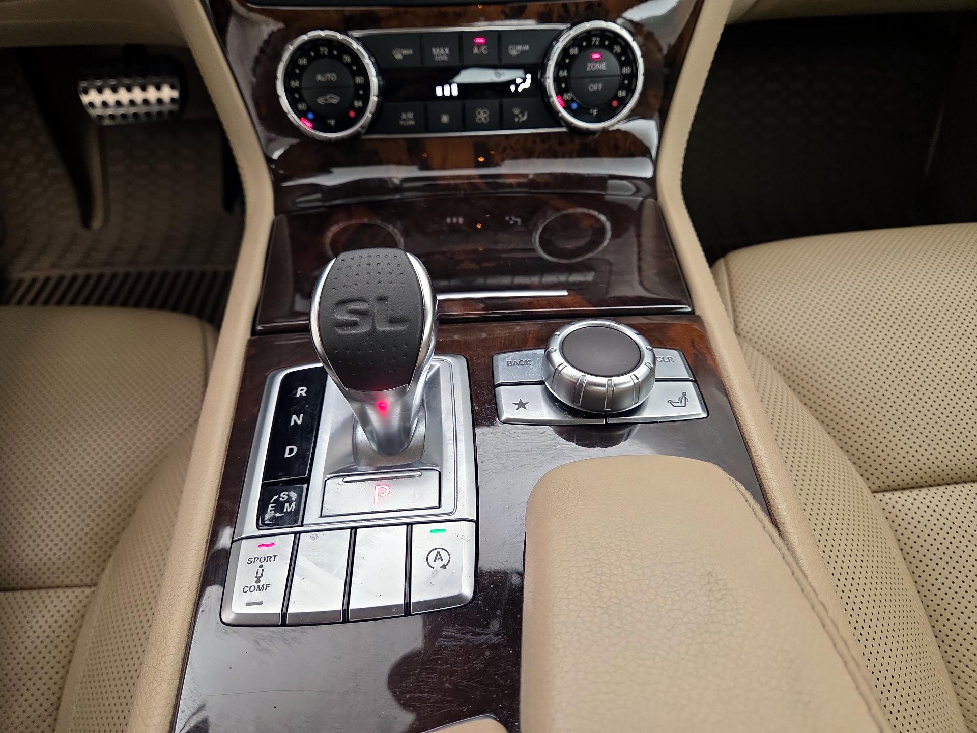 Thumbnail: 2015 Mercedes-Benz SL-Class - 18