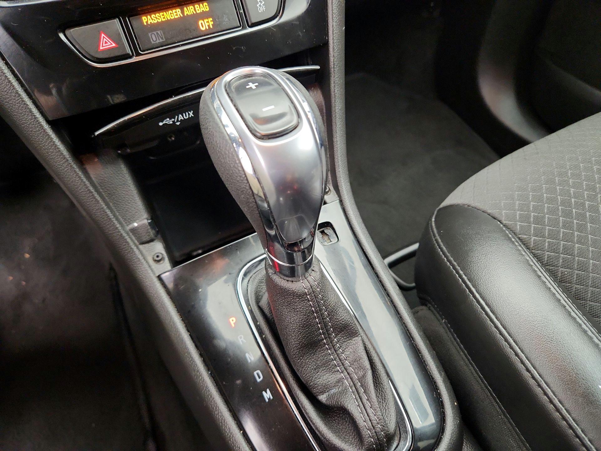 Thumbnail: 2018 Buick Encore - 17