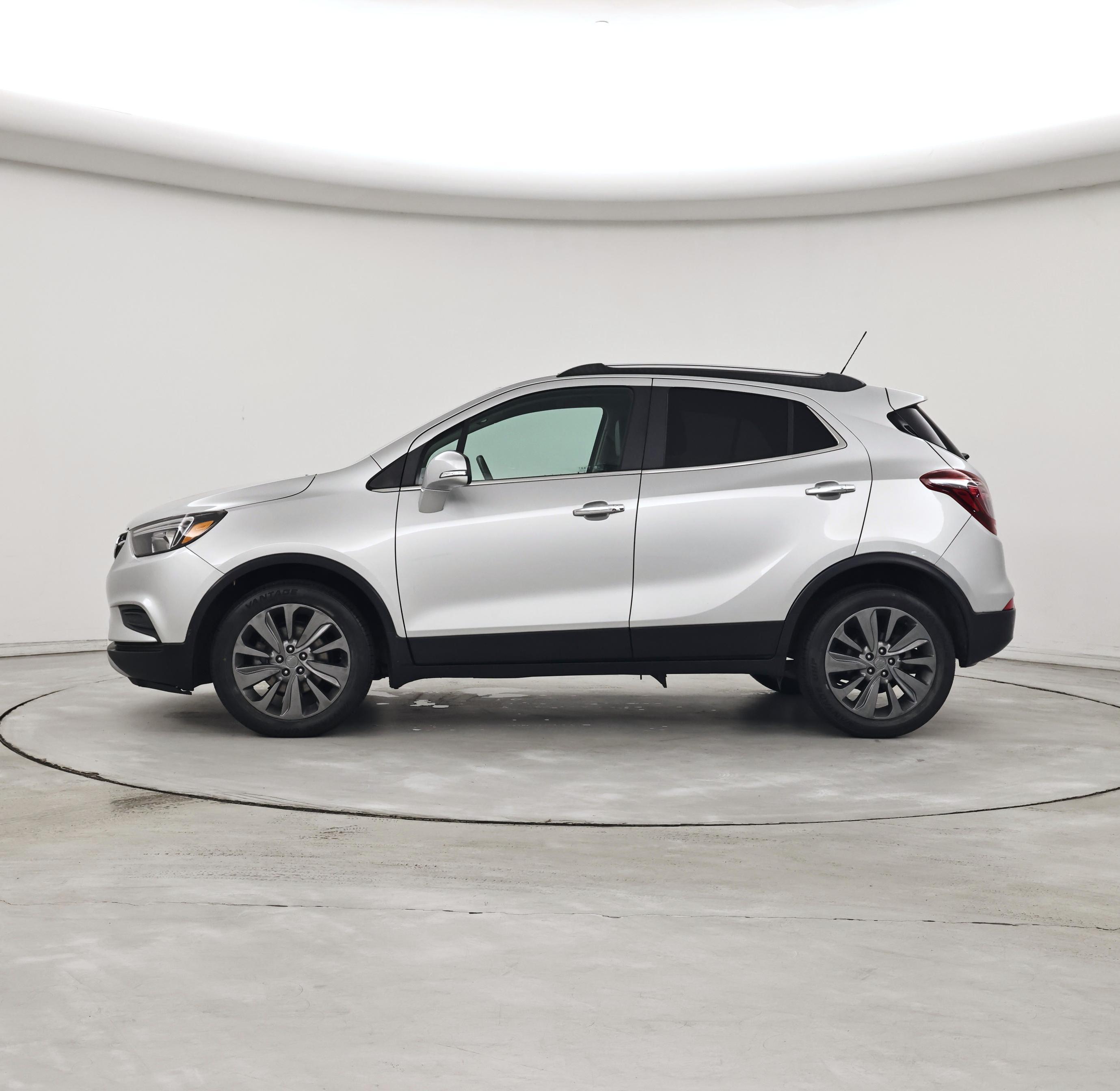 Thumbnail: 2018 Buick Encore - 3