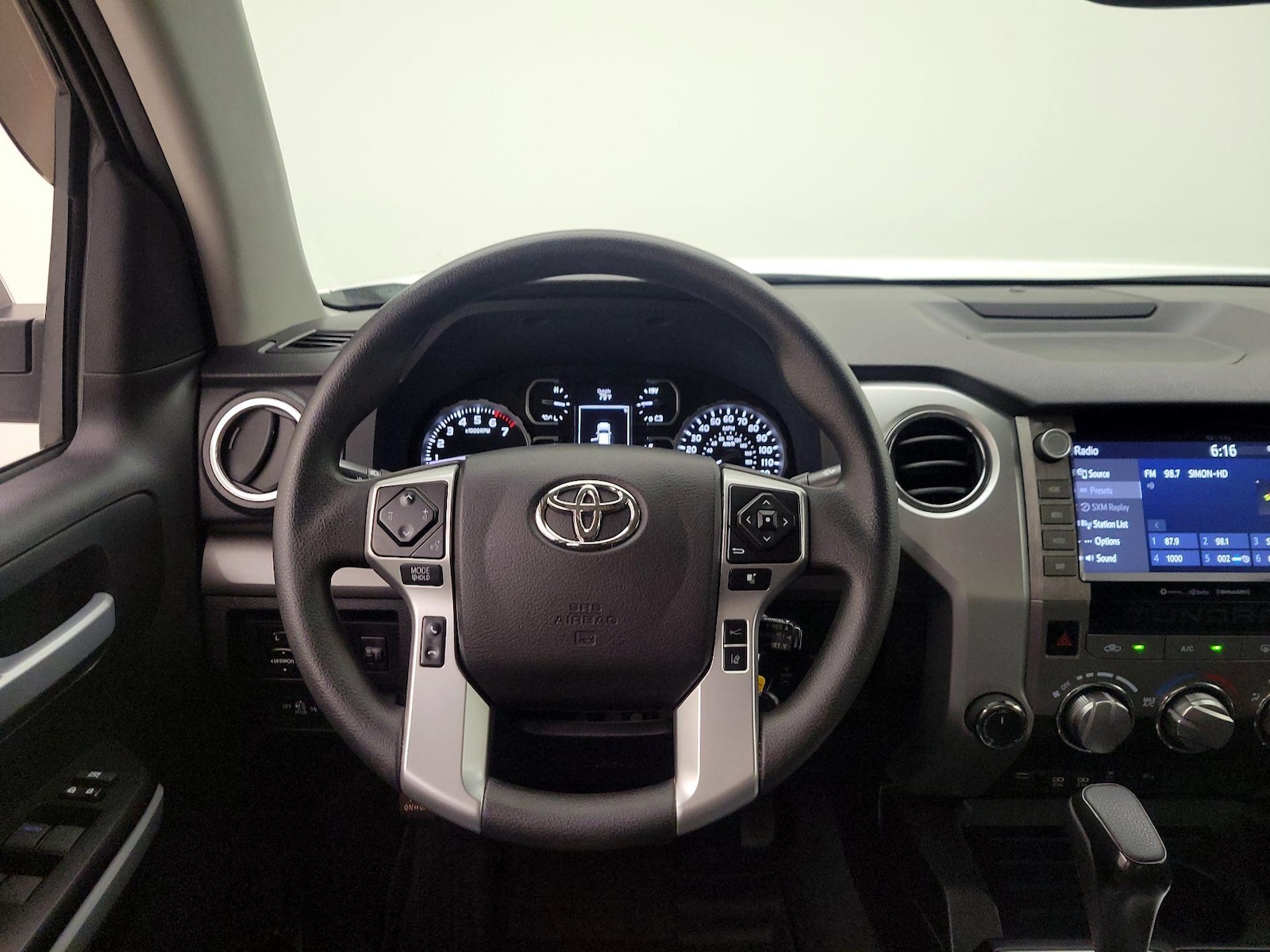 2021 Toyota Tundra SR5 - Photo 11