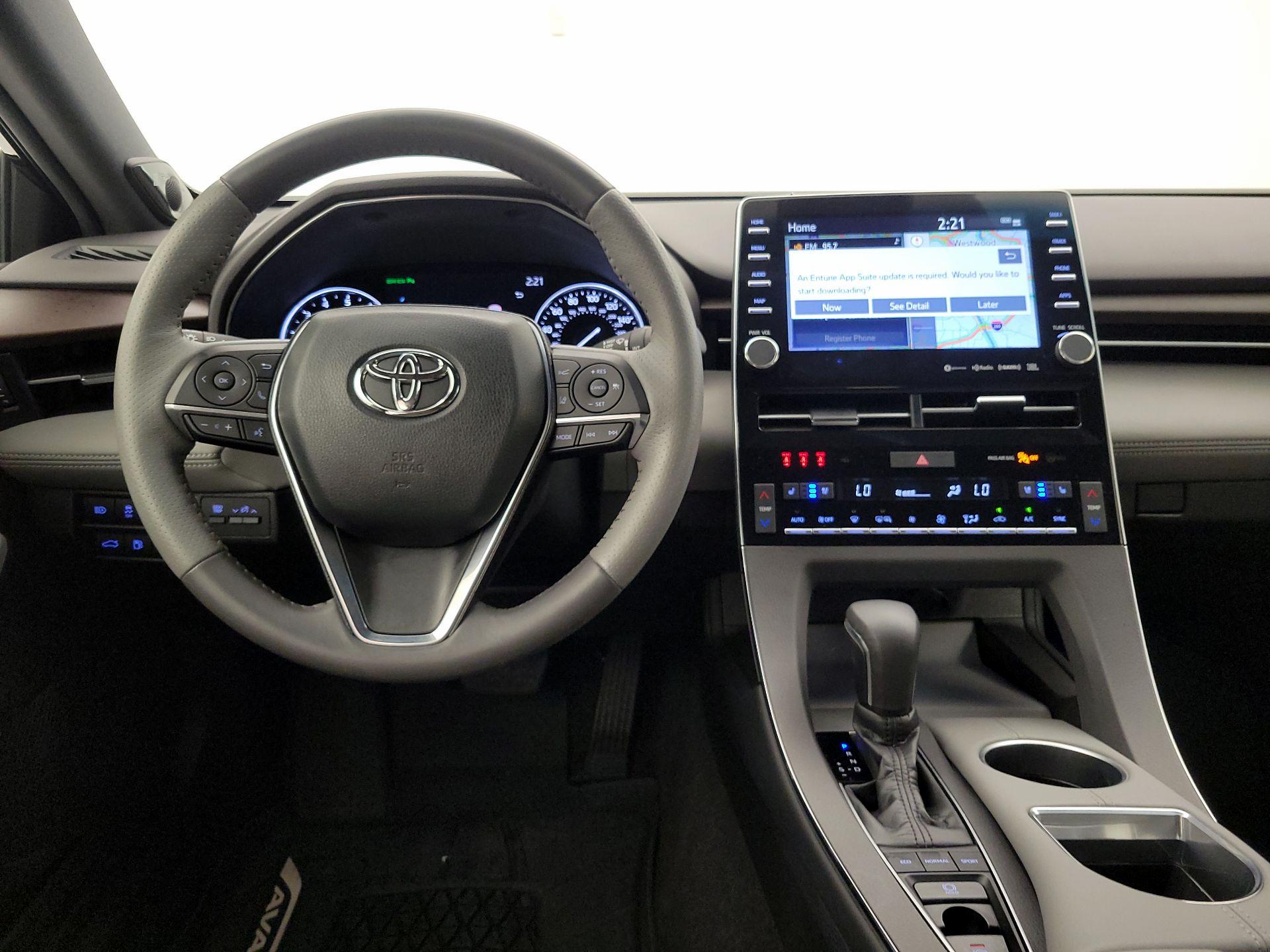 Thumbnail: 2020 Toyota Avalon - 9