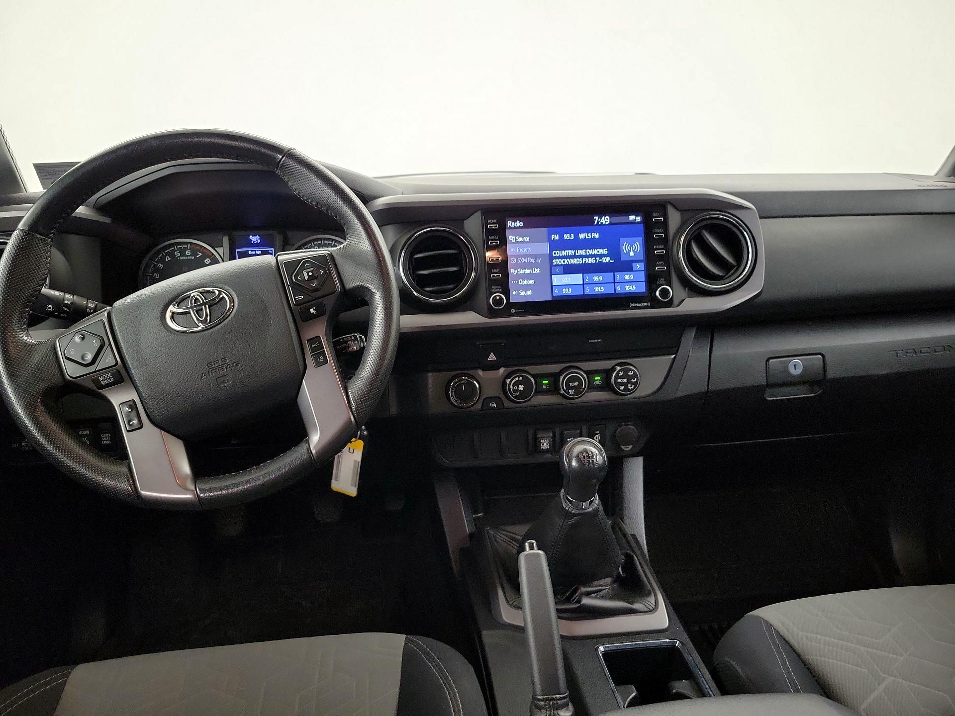 Thumbnail: 2020 Toyota Tacoma - 9