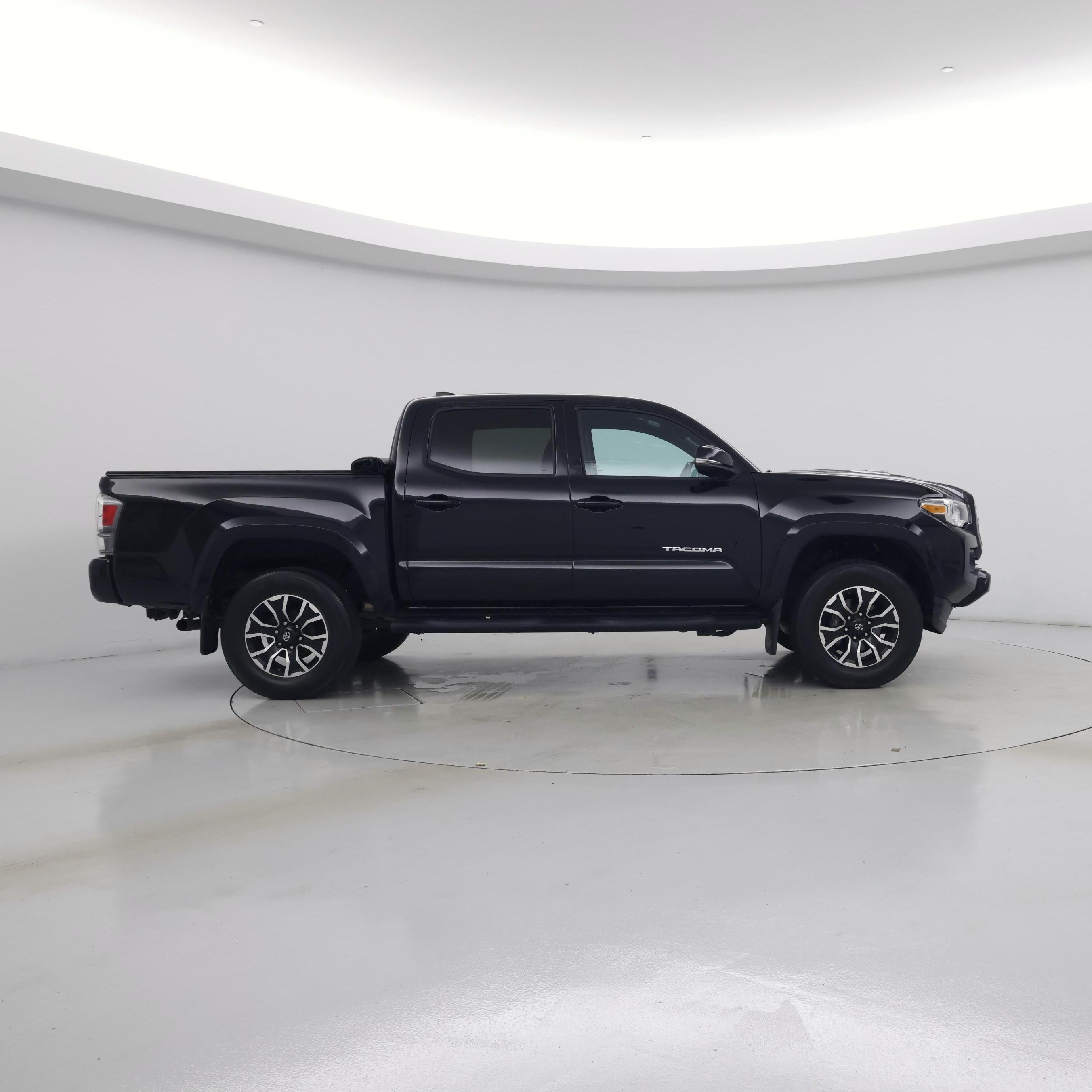 Thumbnail: 2020 Toyota Tacoma - 7