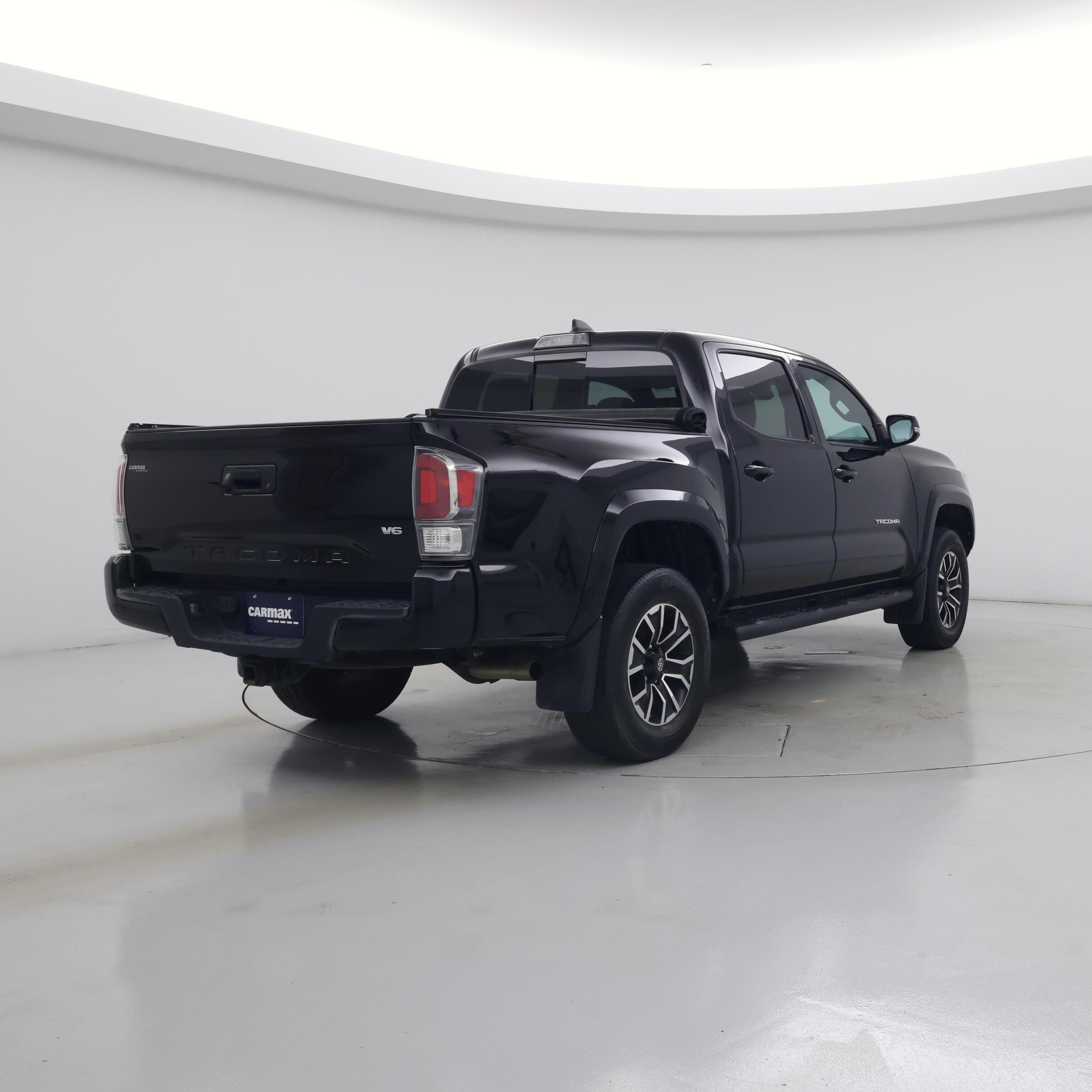 Thumbnail: 2020 Toyota Tacoma - 8