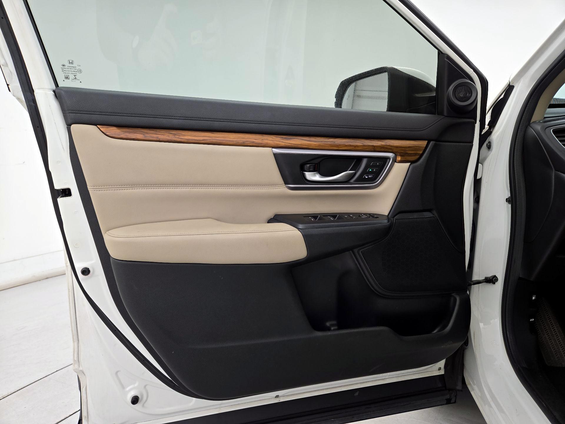 Thumbnail: 2017 Honda CR-V - 12