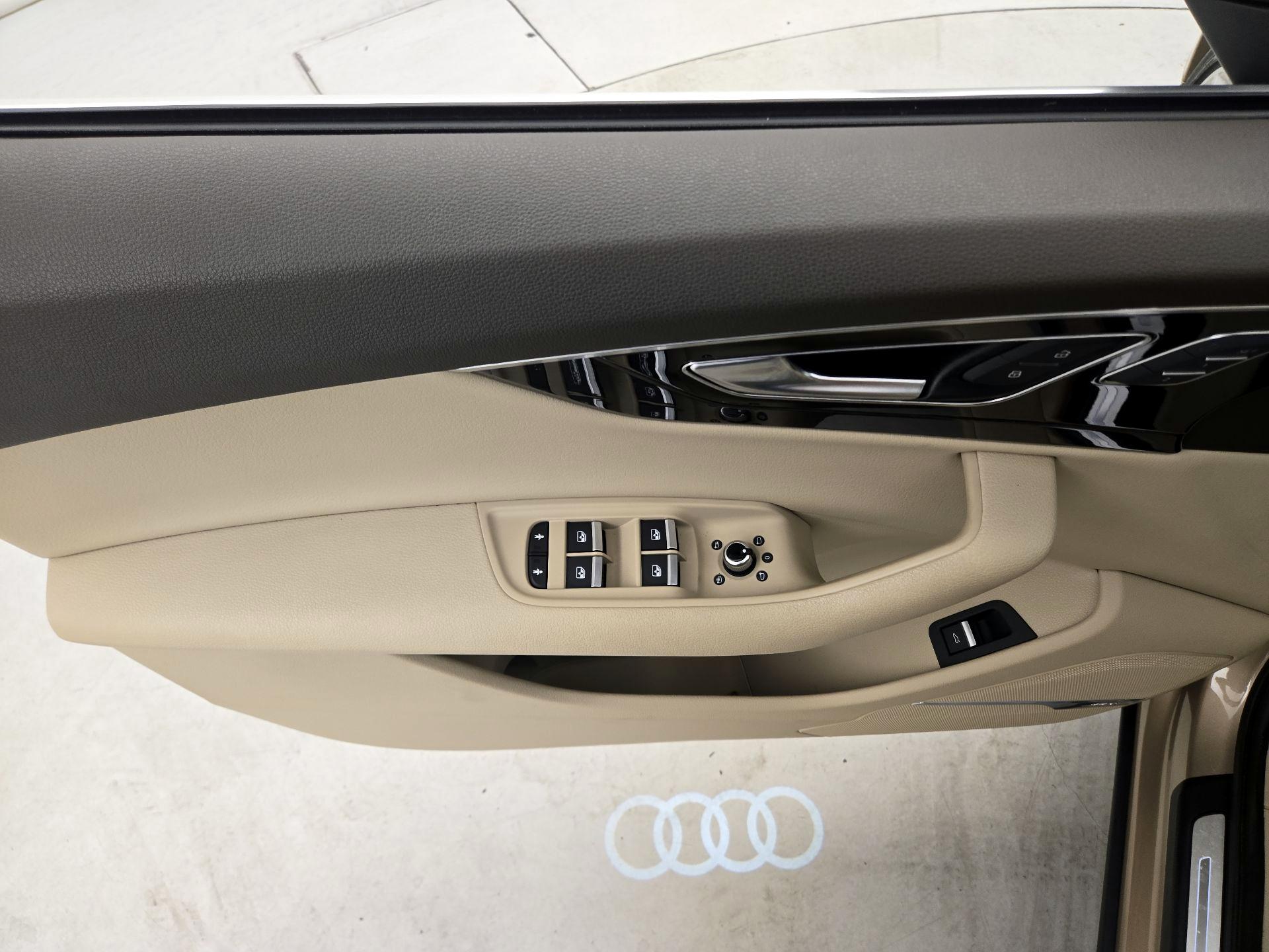Thumbnail: 2018 Audi Q7 - 12