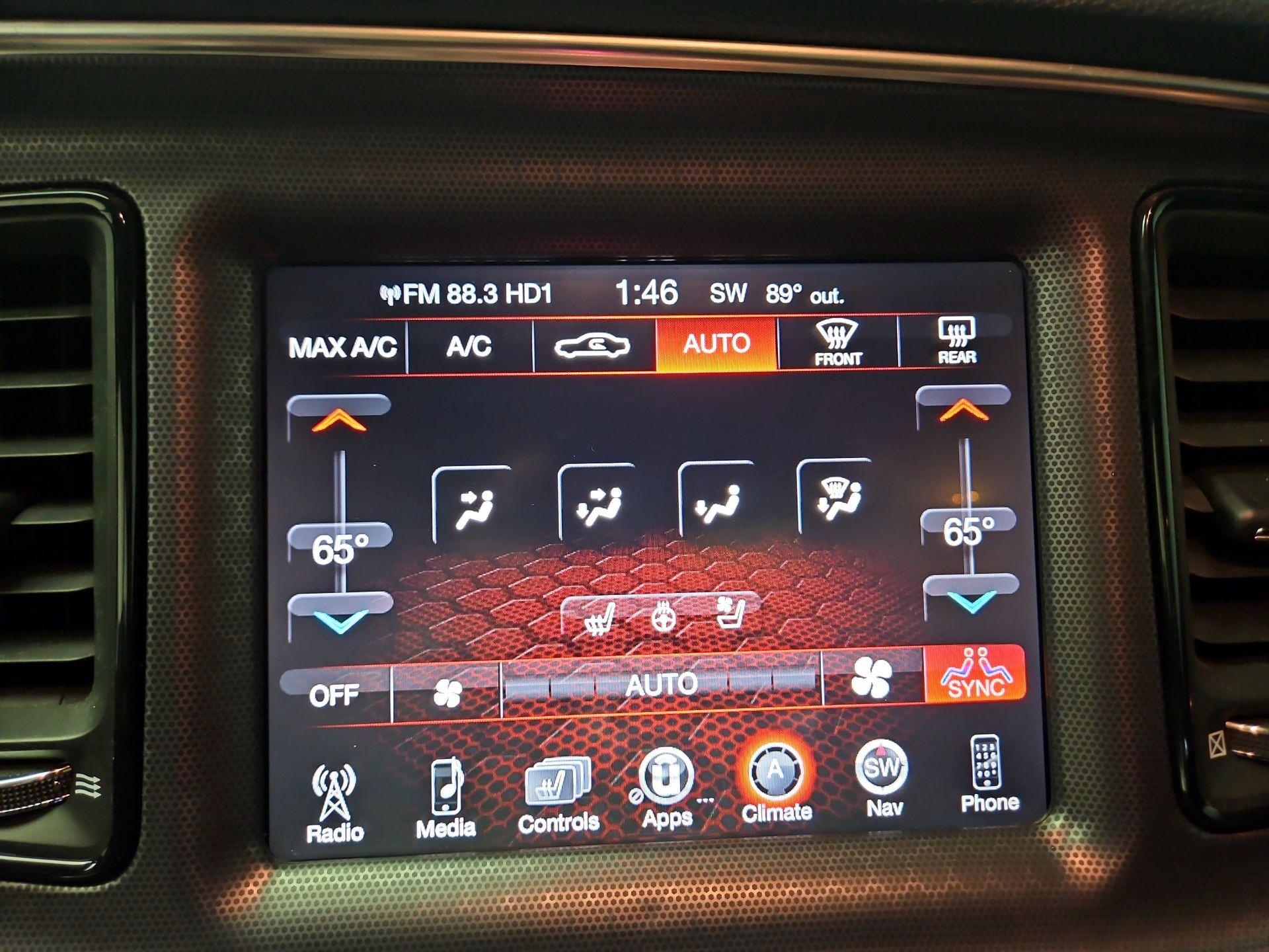 Thumbnail: 2015 Dodge Challenger - 17