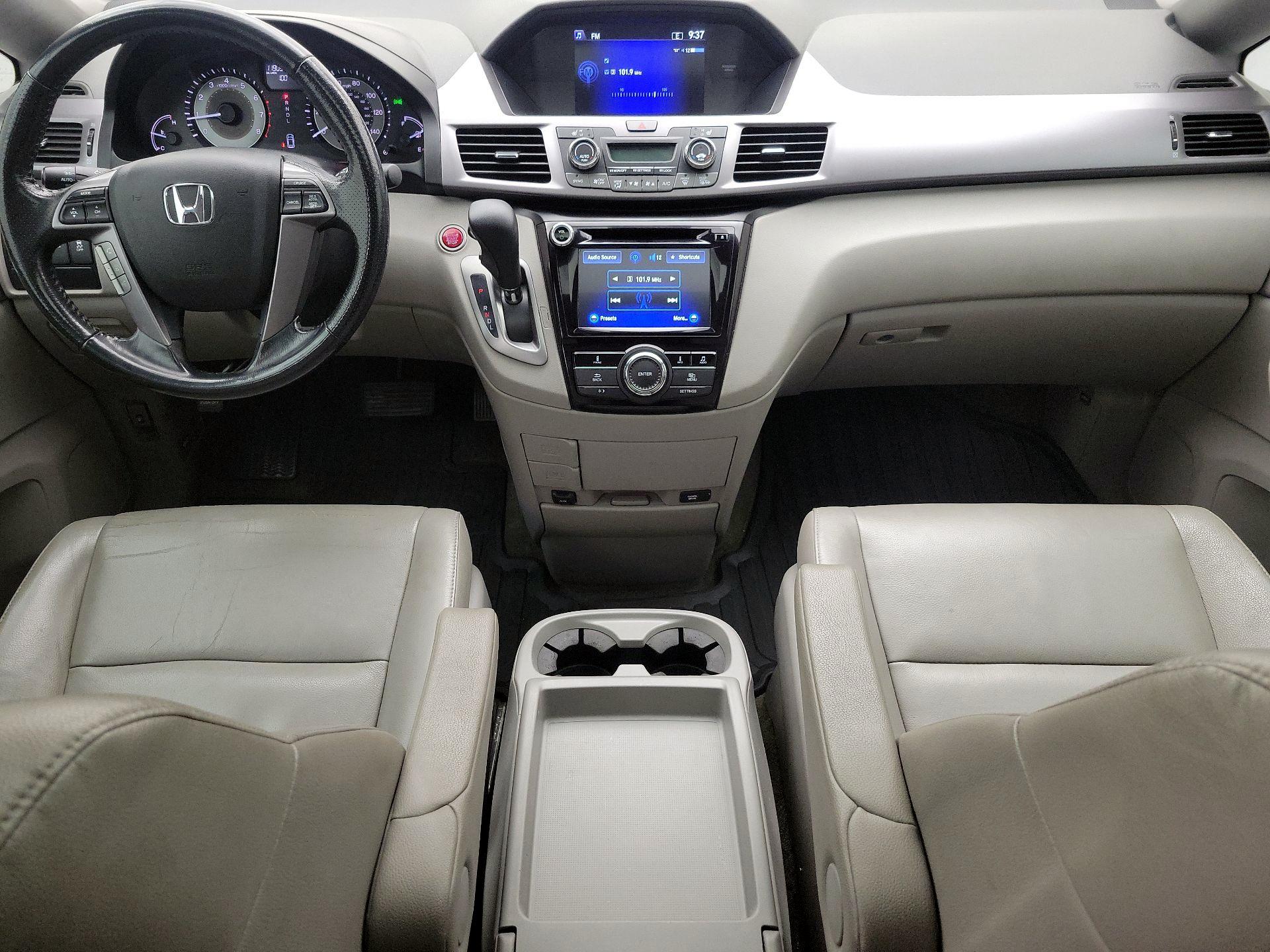Thumbnail: 2014 Honda Odyssey - 9
