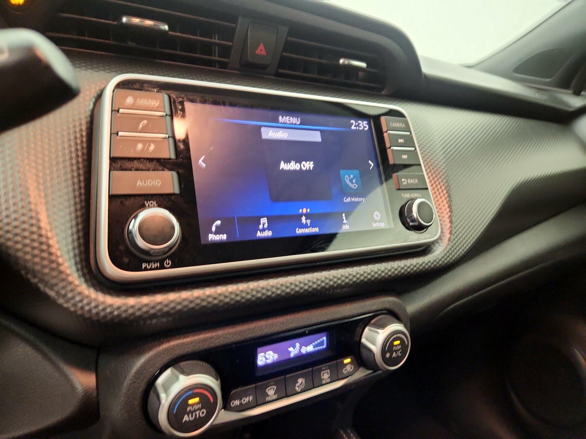 Thumbnail: 2019 Nissan Kicks - 14