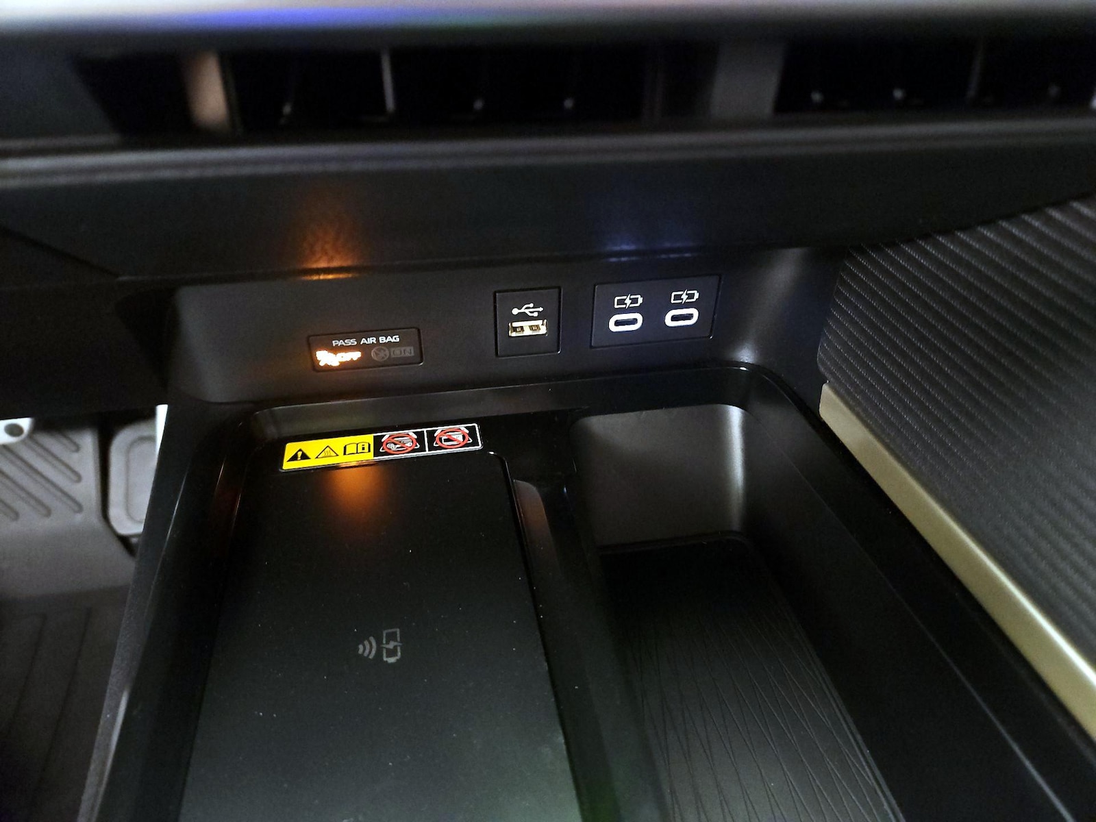 2026 Toyota Camry SE - Photo 20