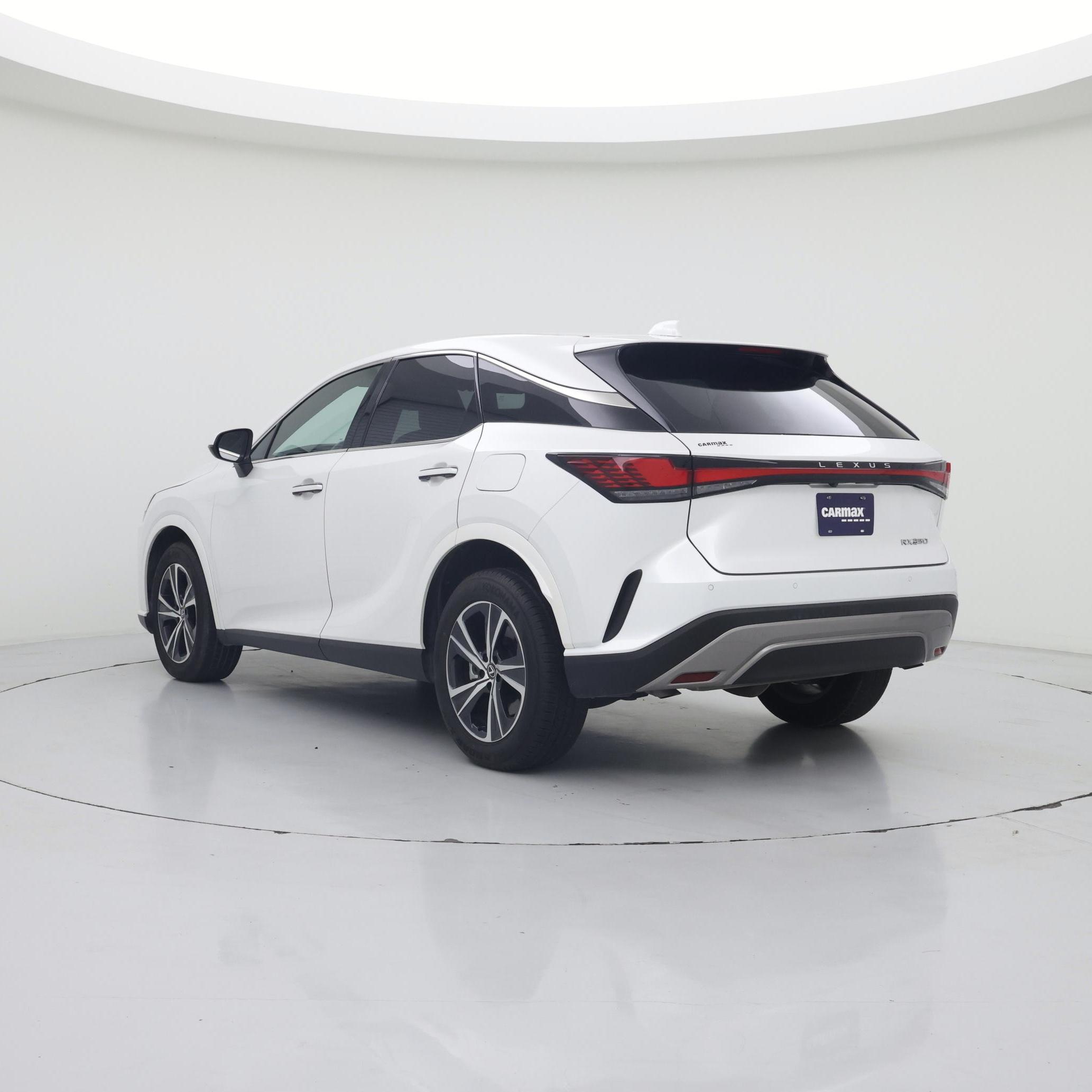 Thumbnail: 2024 Lexus RX - 2