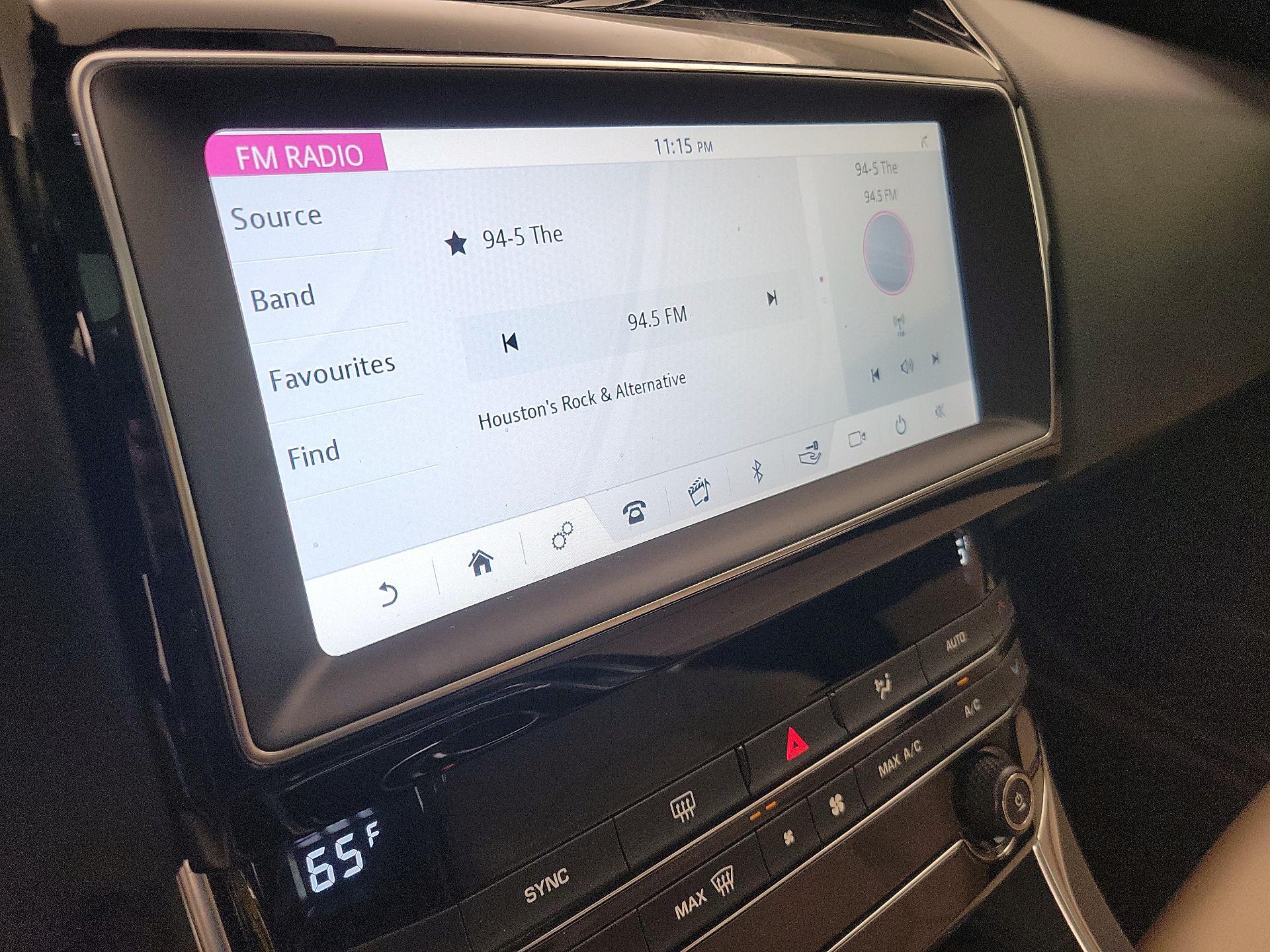 Thumbnail: 2019 Jaguar XE - 15