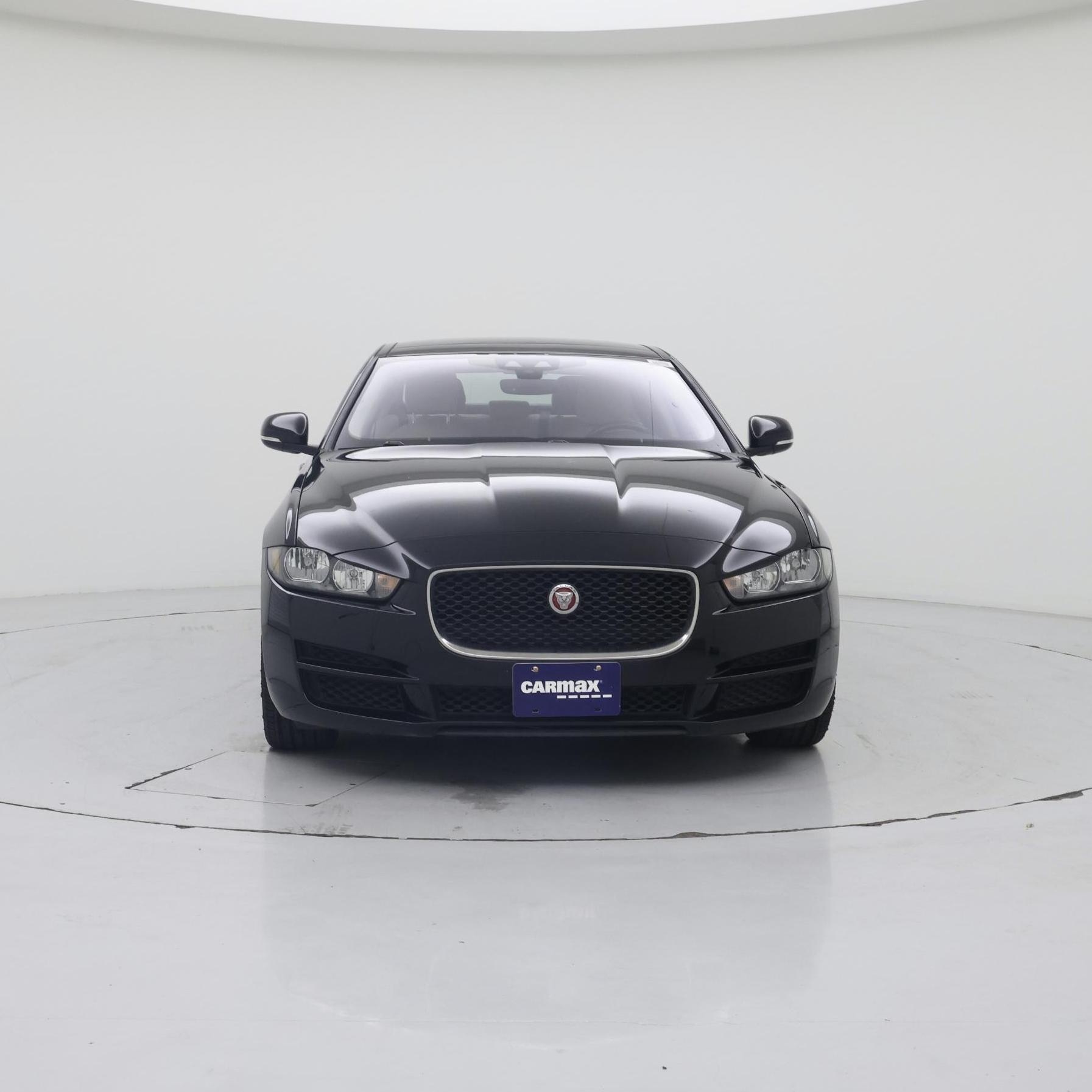 Thumbnail: 2019 Jaguar XE - 5