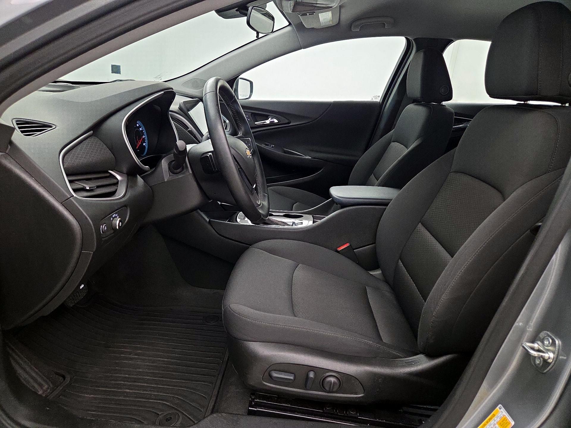Thumbnail: 2025 Chevrolet Malibu - 11