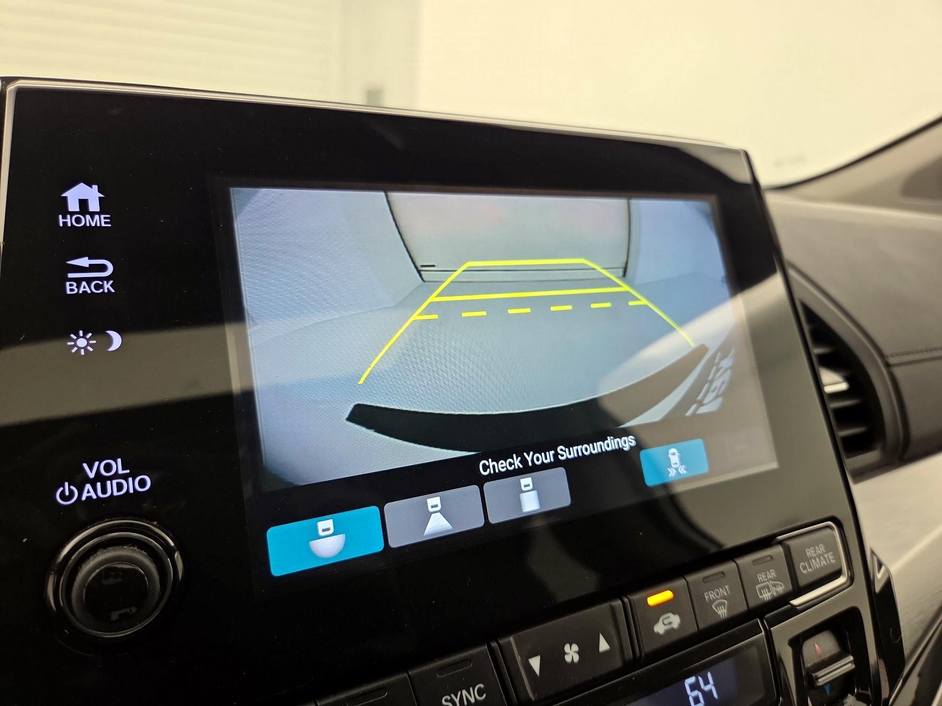 Thumbnail: 2019 Honda Odyssey - 15