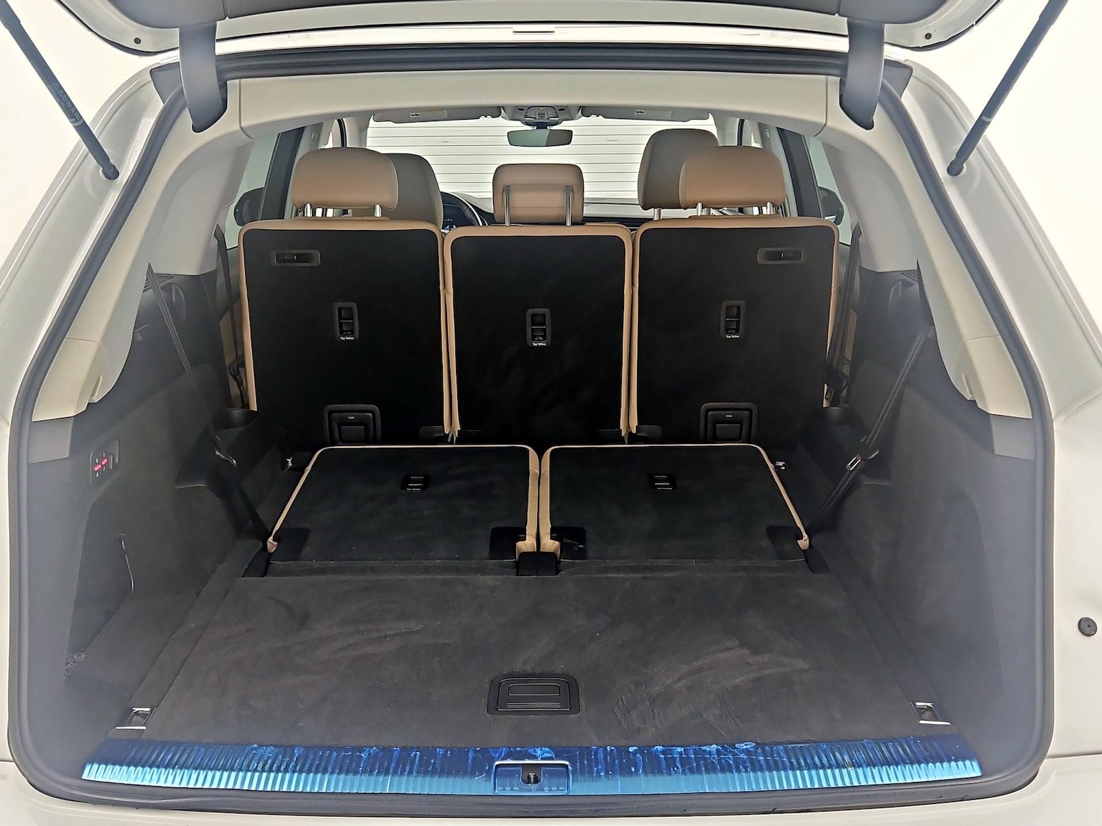 2022 Audi Q7 Premium Plus - Photo 25