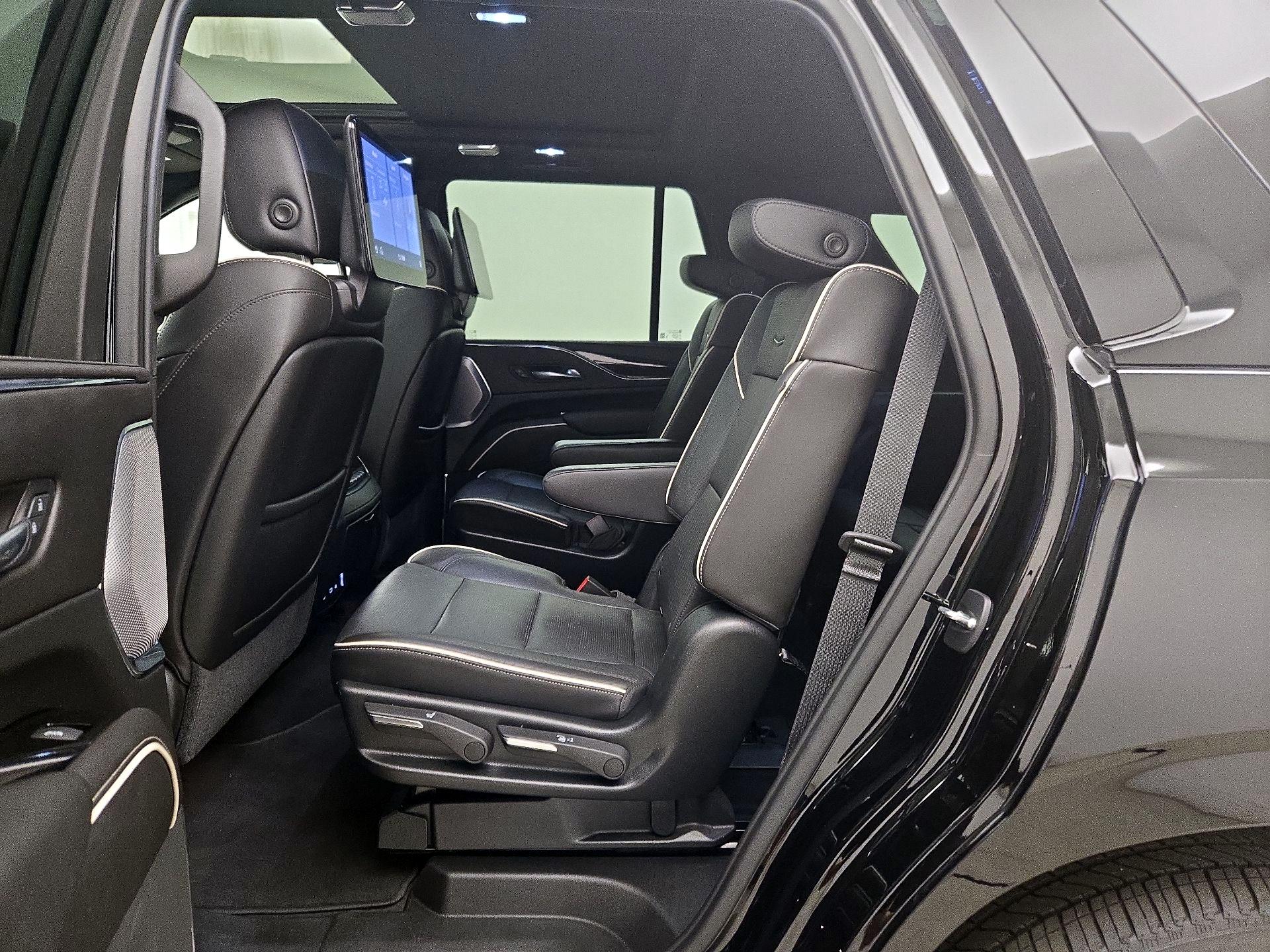 Thumbnail: 2021 Cadillac Escalade - 20