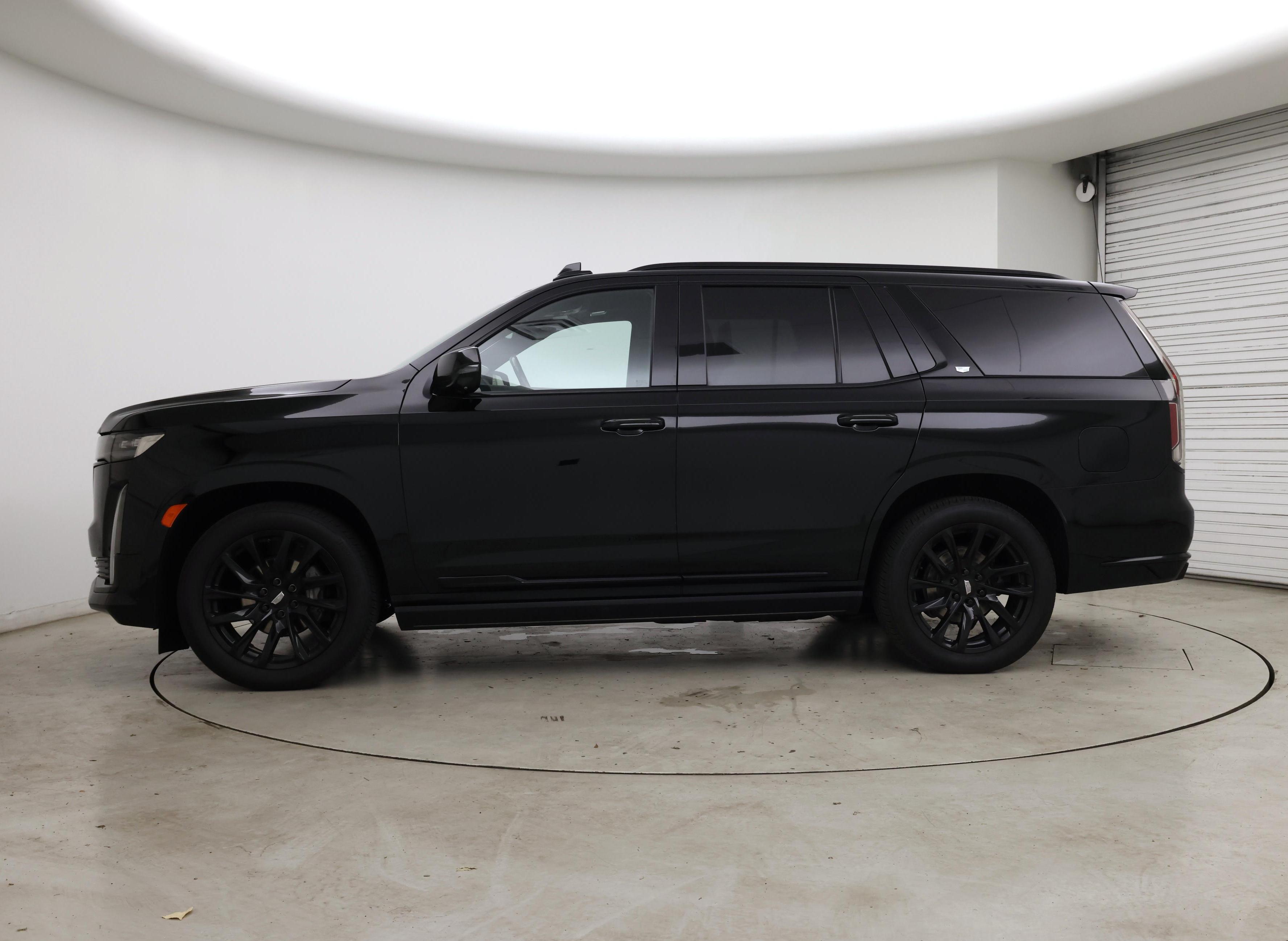 Thumbnail: 2021 Cadillac Escalade - 3