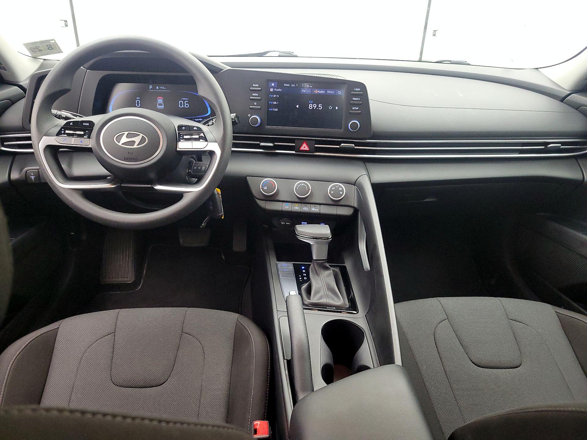 Thumbnail: 2024 Hyundai Elantra - 9