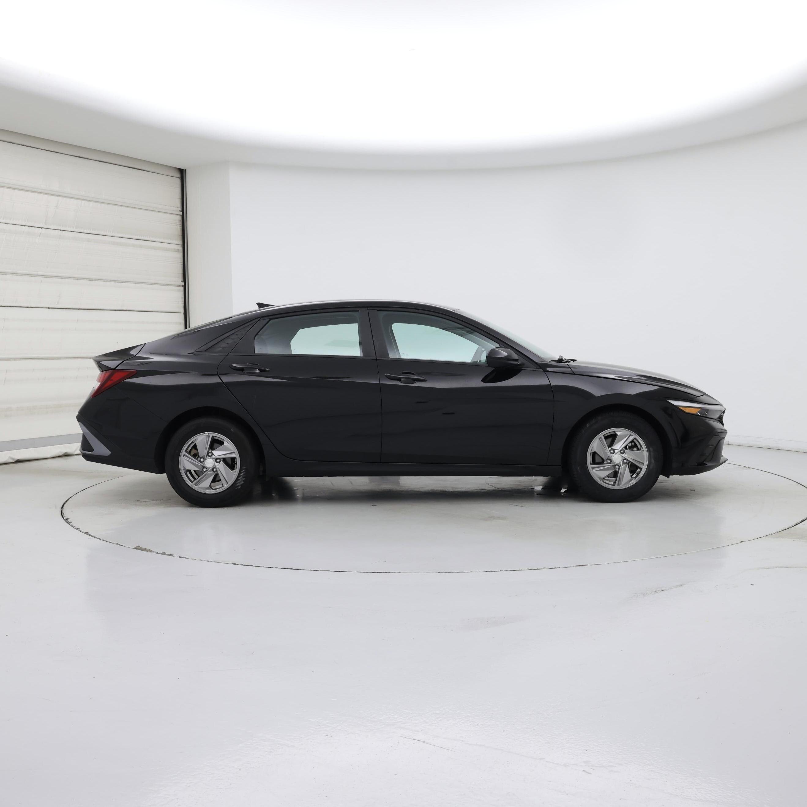 Thumbnail: 2024 Hyundai Elantra - 7