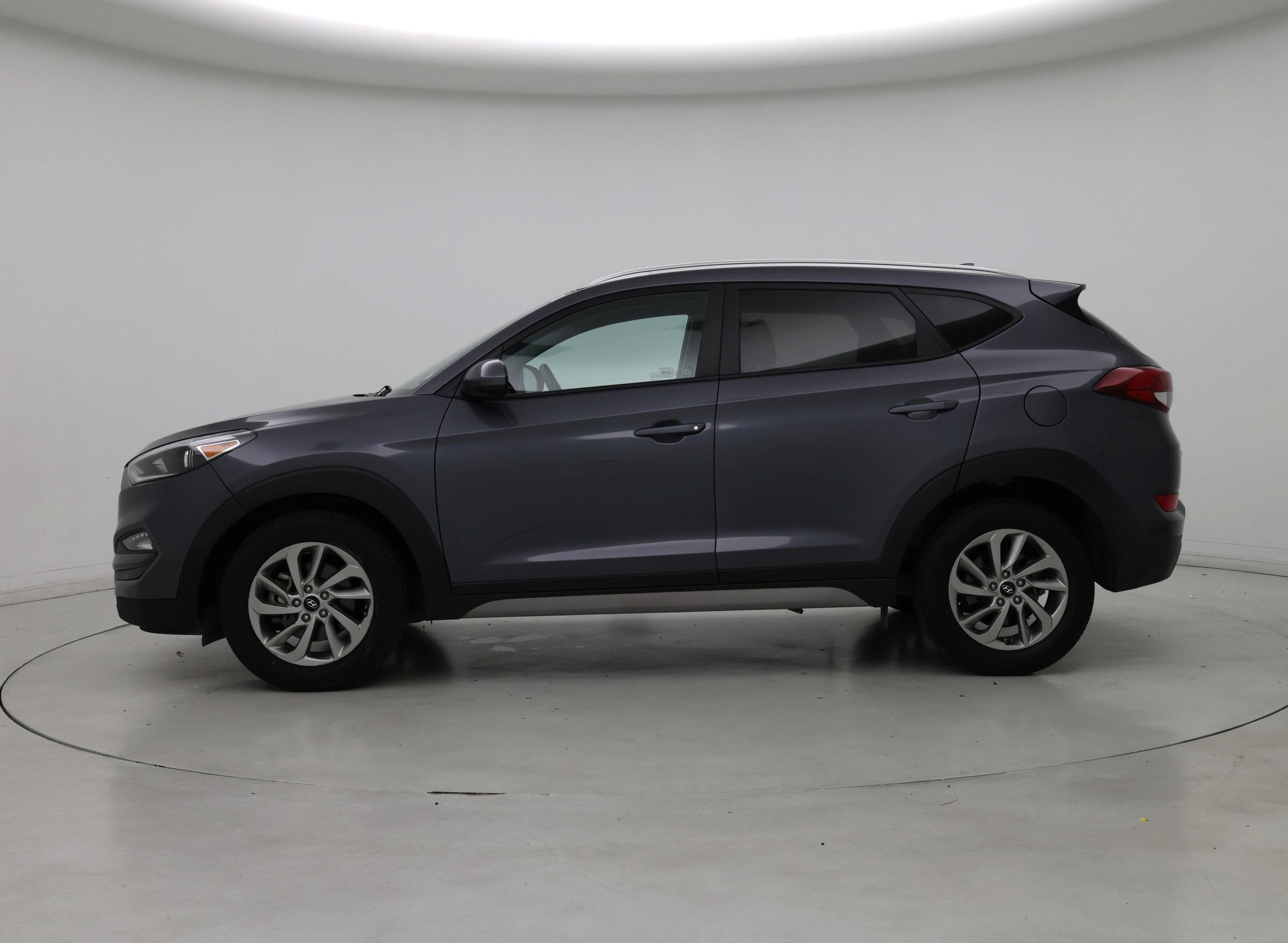 Thumbnail: 2018 Hyundai Tucson - 3