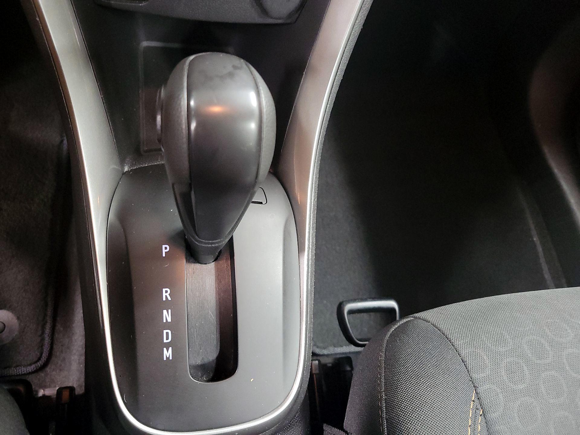 Thumbnail: 2019 Chevrolet Trax - 17