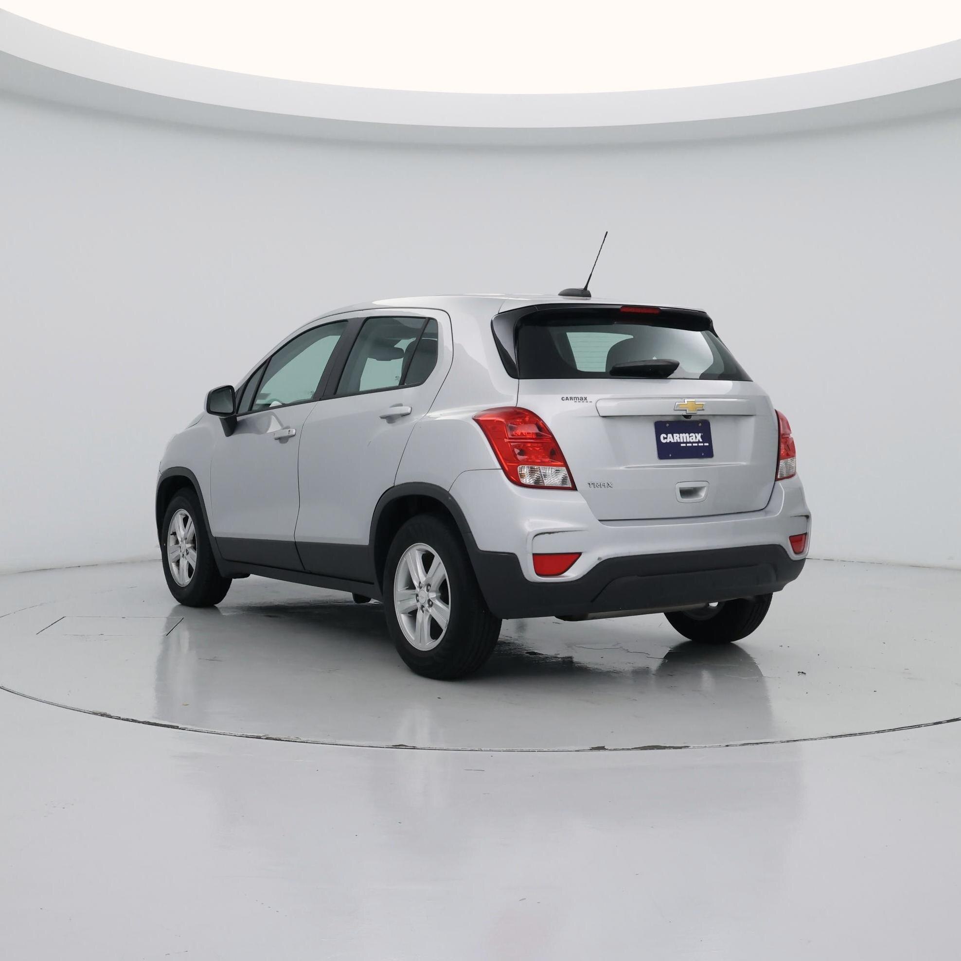 Thumbnail: 2019 Chevrolet Trax - 2