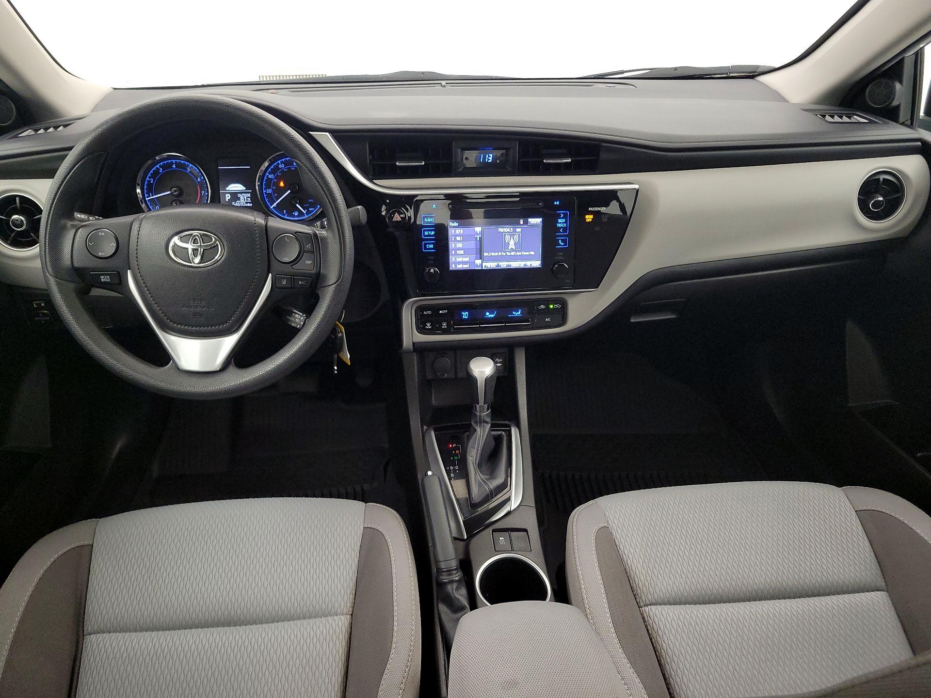 Thumbnail: 2017 Toyota Corolla - 9
