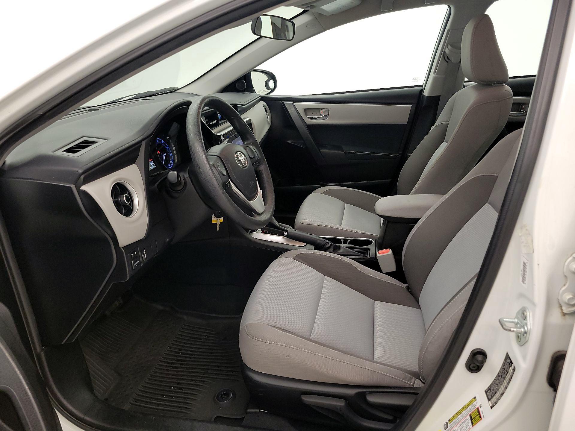 Thumbnail: 2017 Toyota Corolla - 11