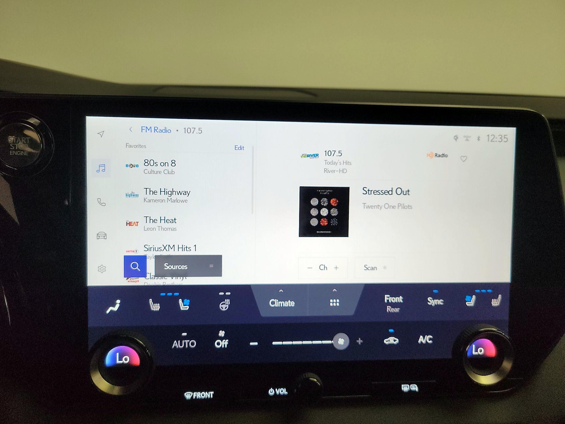 Thumbnail: 2024 Lexus RX - 16