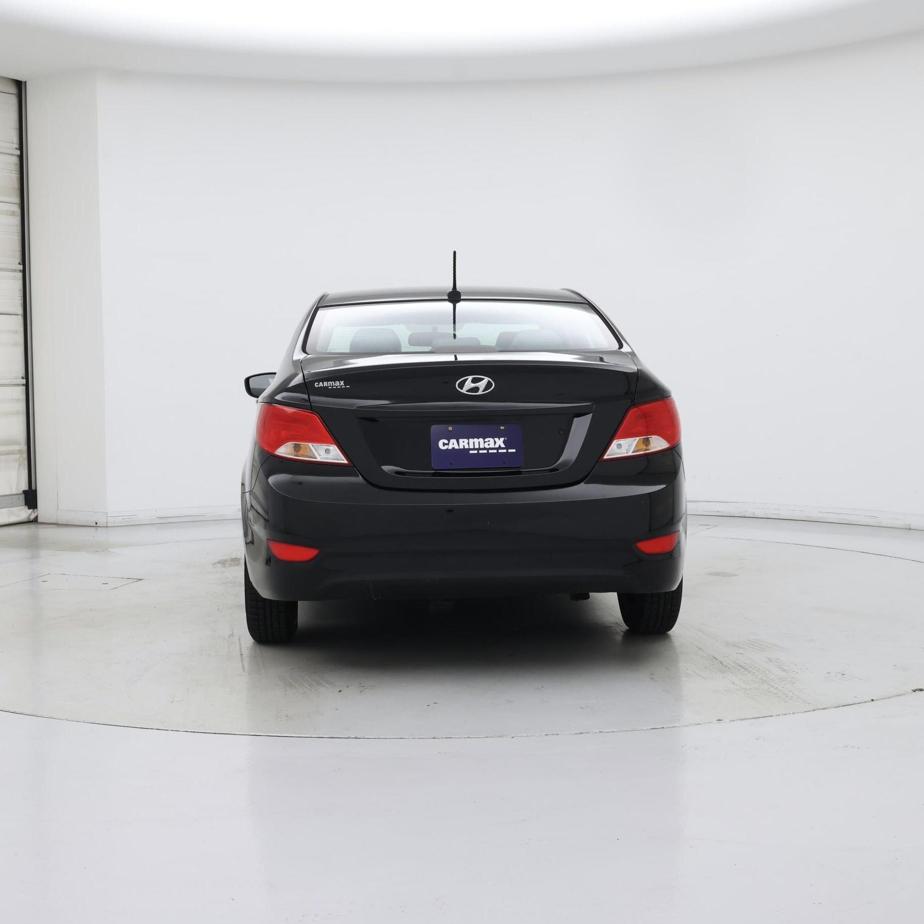 Thumbnail: 2017 Hyundai Accent - 6
